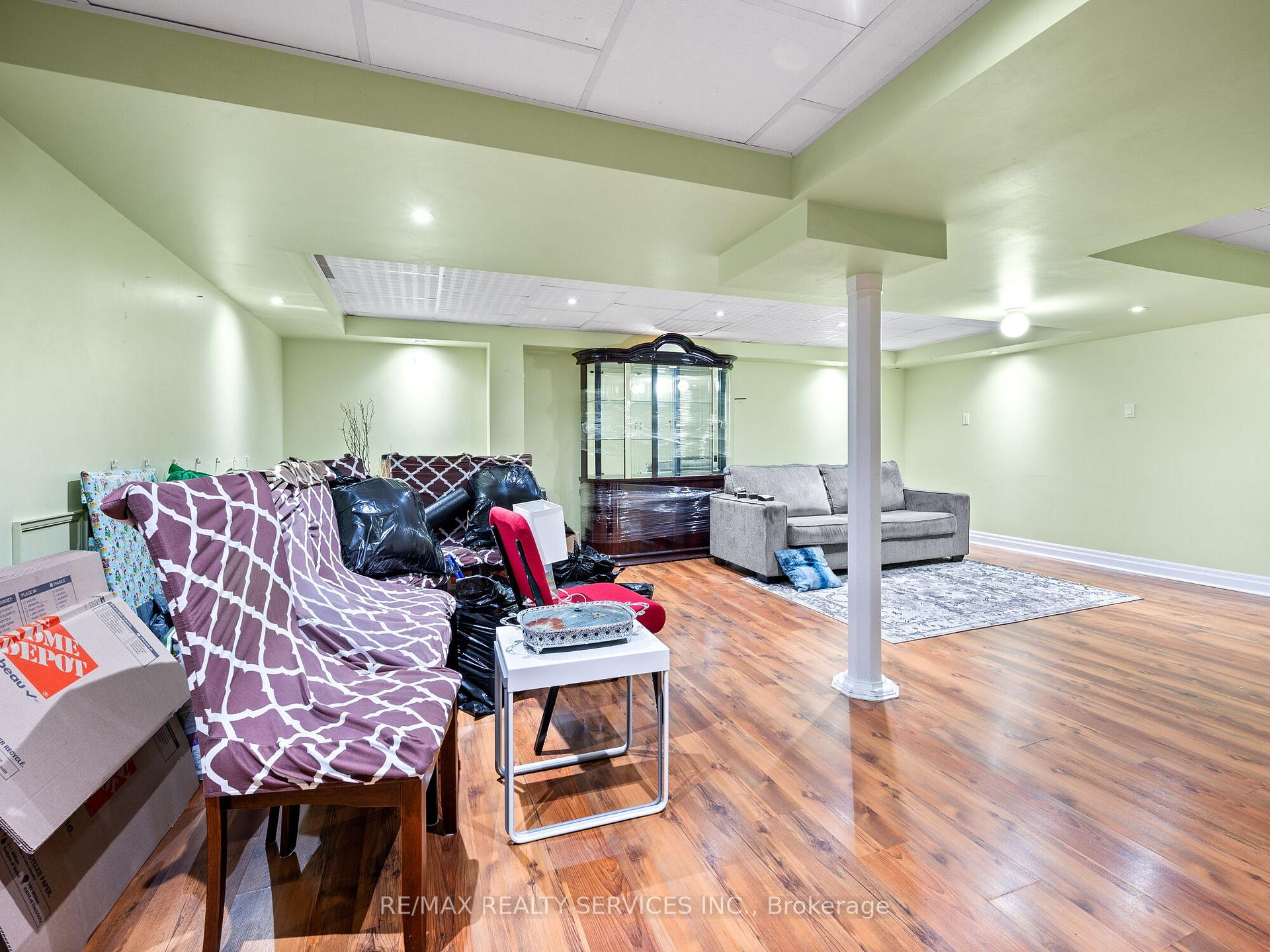 Photo 42 of 40 Mistycreek Crescent, Brampton, Fletcher's Meadow — HOMEH