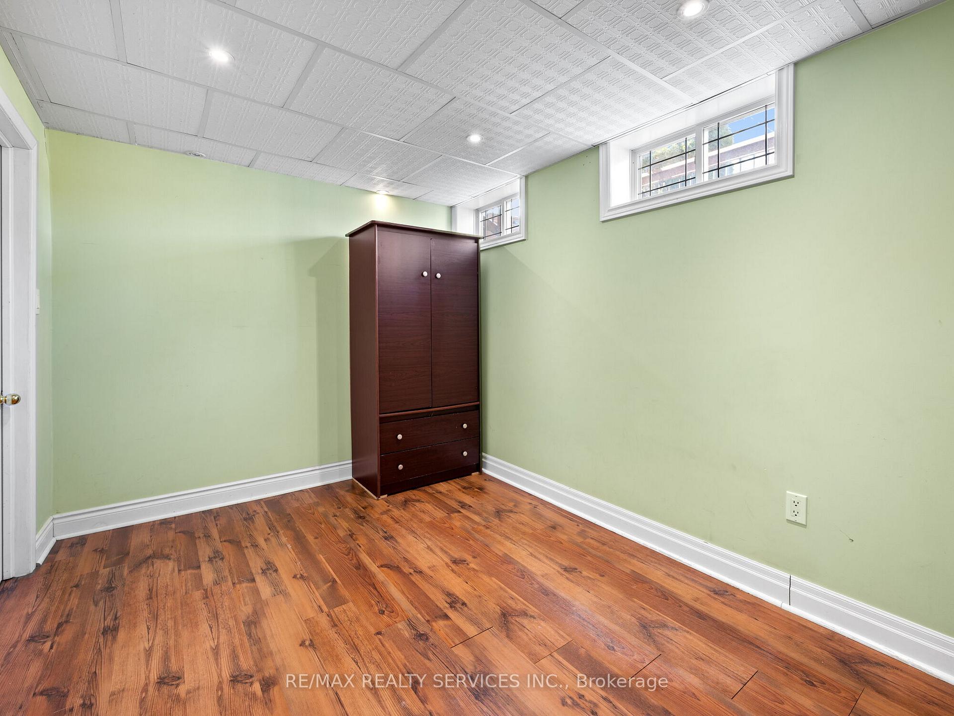 Photo 43 of 40 Mistycreek Crescent, Brampton, Fletcher's Meadow — HOMEH