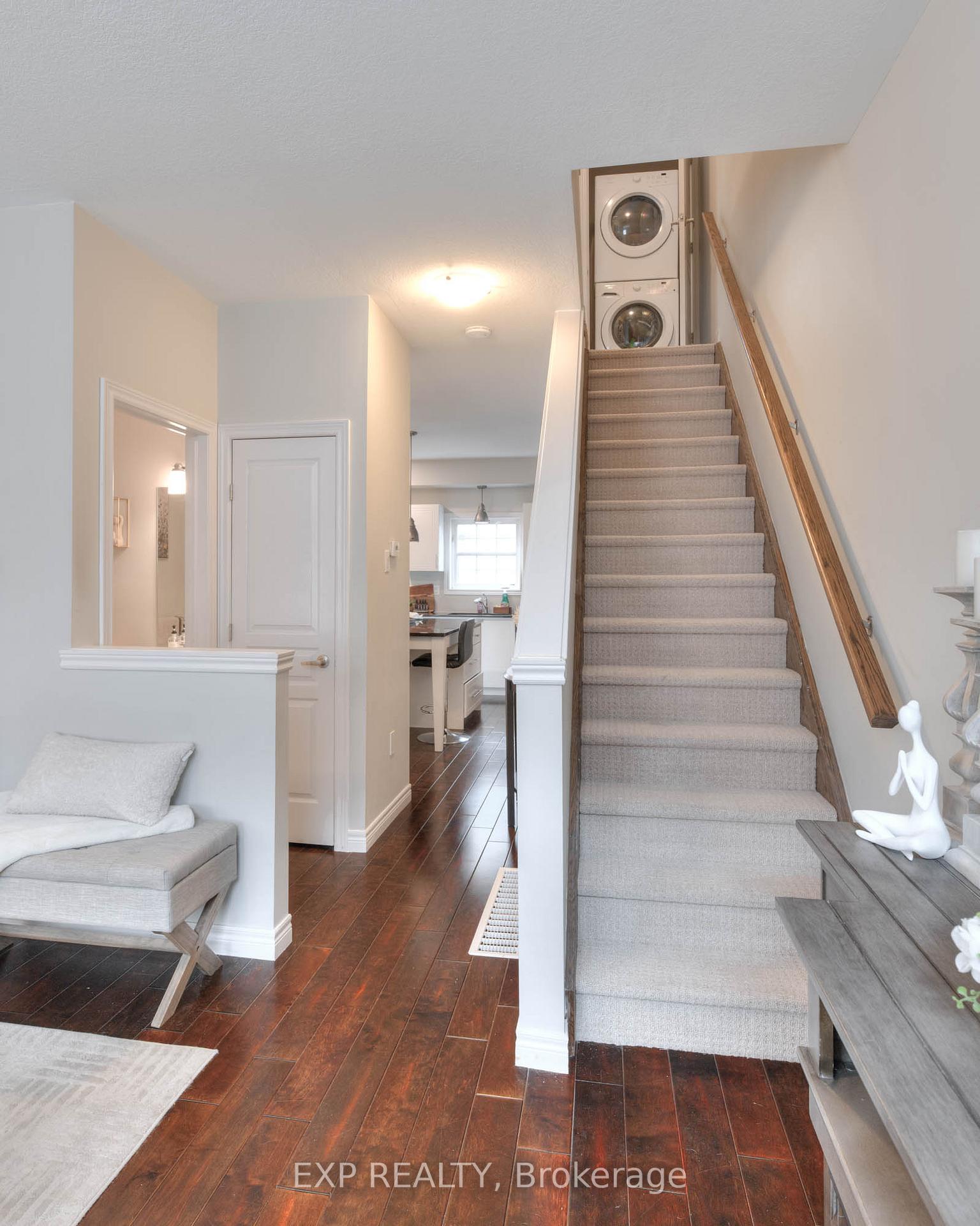 Photo 11 of 6 Hyde Park Mews, Kitchener, Mount Hope Huron Park — HOMEH