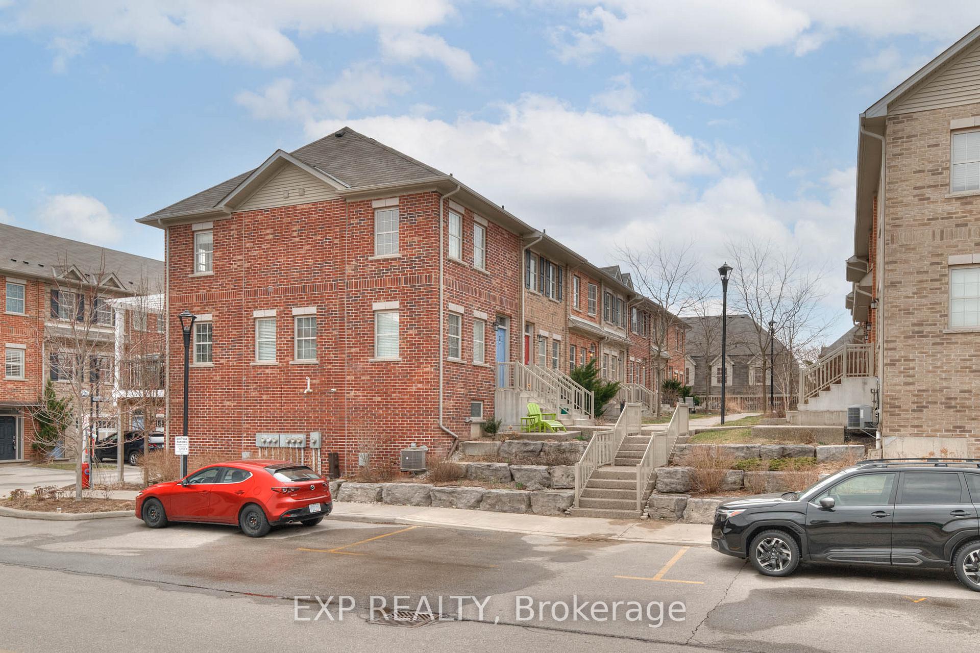 Photo 25 of 6 Hyde Park Mews, Kitchener, Mount Hope Huron Park — HOMEH