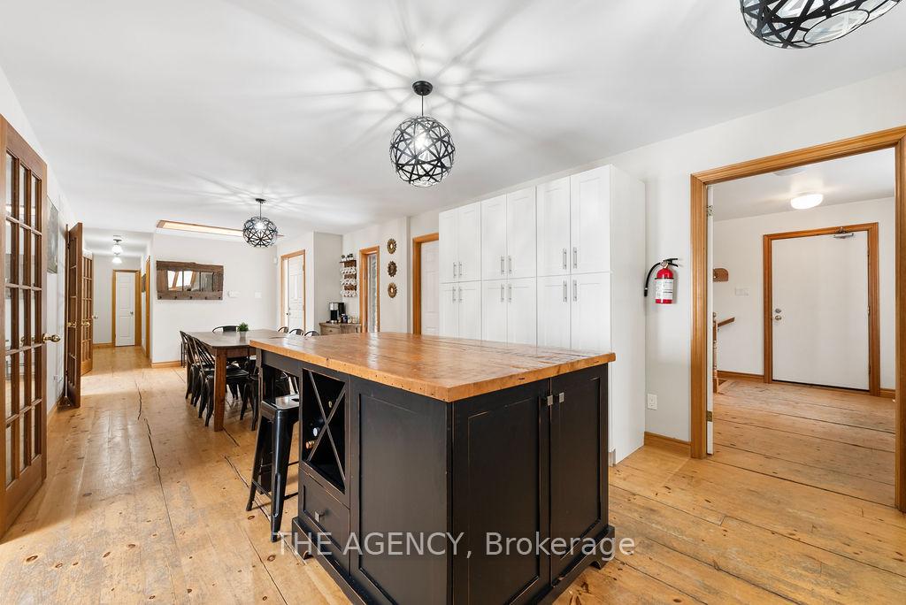 Photo 17 of 570 Silver Birch Drive, Tiny, Rural Tiny — HOMEH