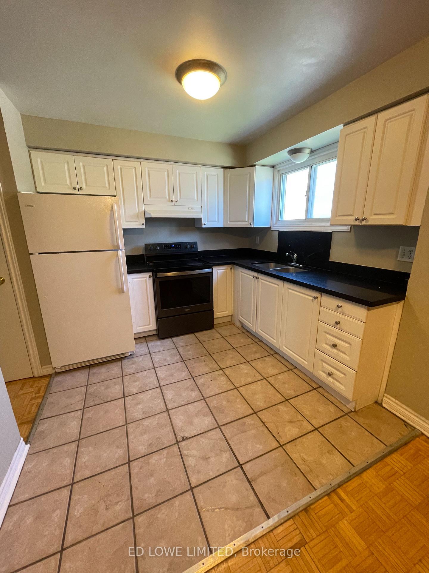 Photo 19 of Unit 5, 275 Blake Street, Barrie, North Shore — HOMEH