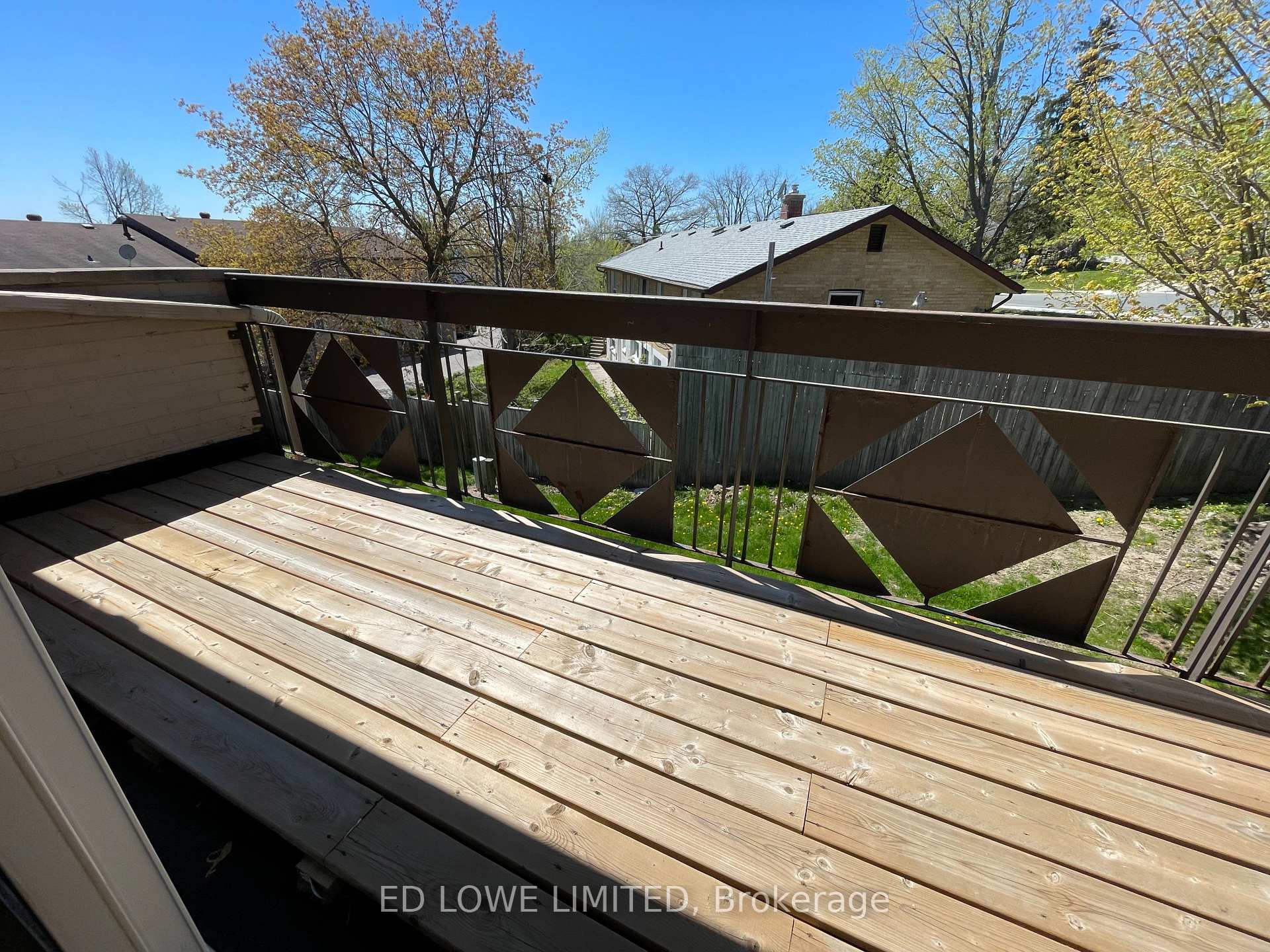 Photo 13 of Unit 5, 275 Blake Street, Barrie, North Shore — HOMEH