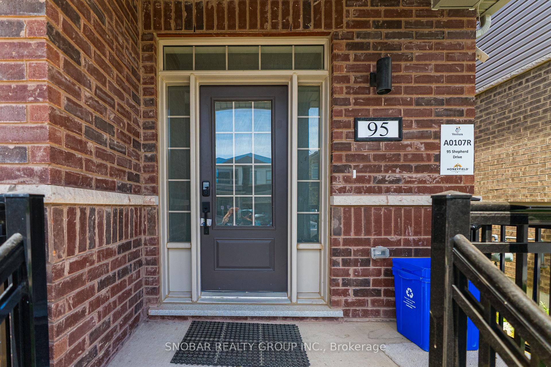 Photo 32 of 95 Shepherd Drive, Barrie, Painswick South — HOMEH