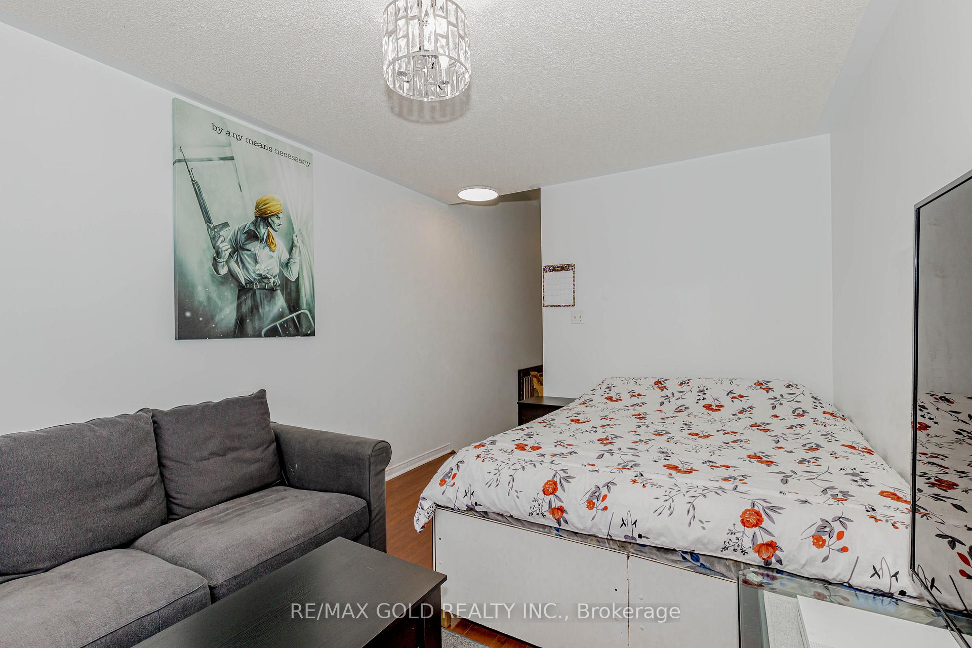 Photo 49 of 51 Lonestar Crescent, Brampton, Fletcher's Meadow — HOMEH
