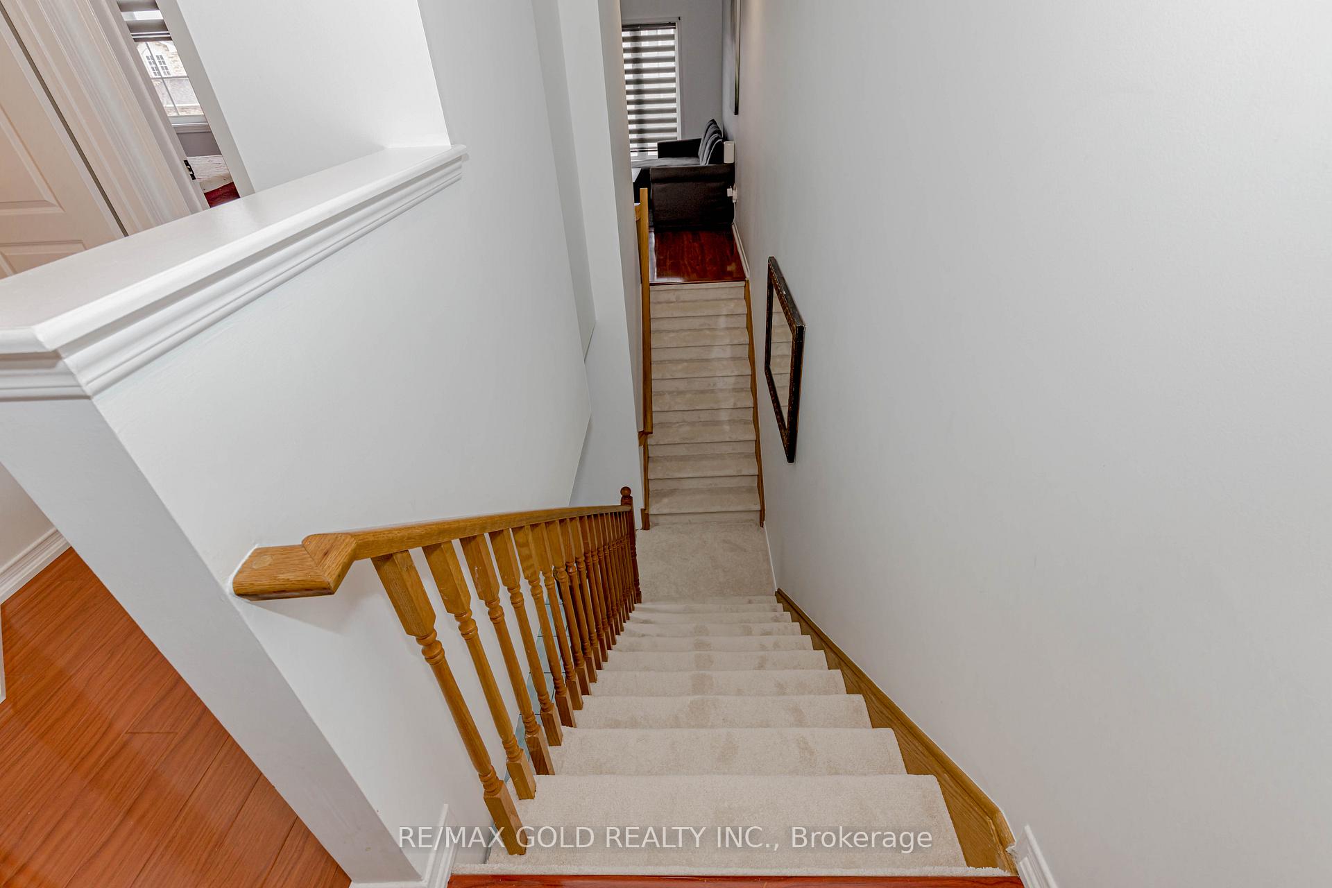 Photo 15 of 51 Lonestar Crescent, Brampton, Fletcher's Meadow — HOMEH