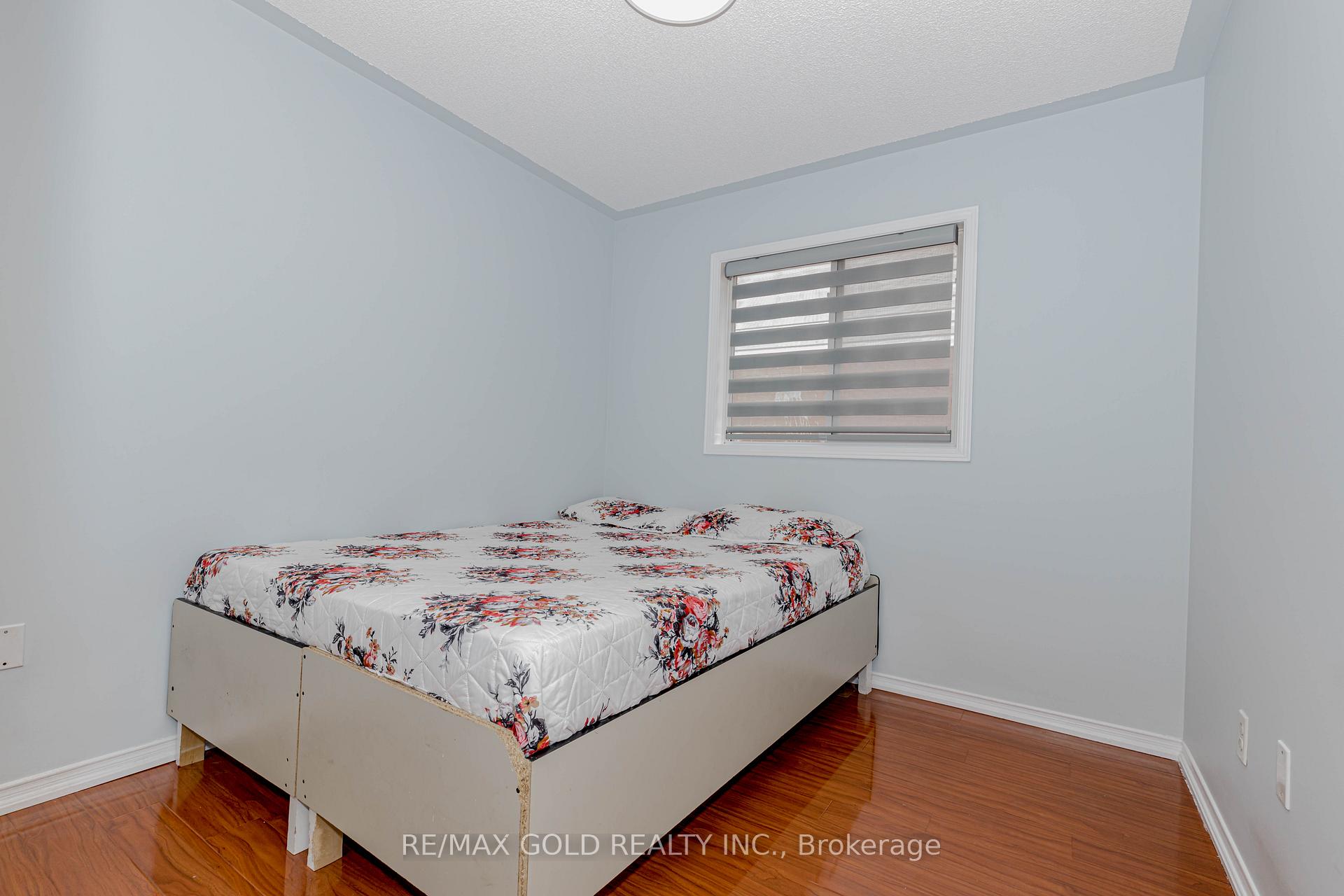 Photo 21 of 51 Lonestar Crescent, Brampton, Fletcher's Meadow — HOMEH