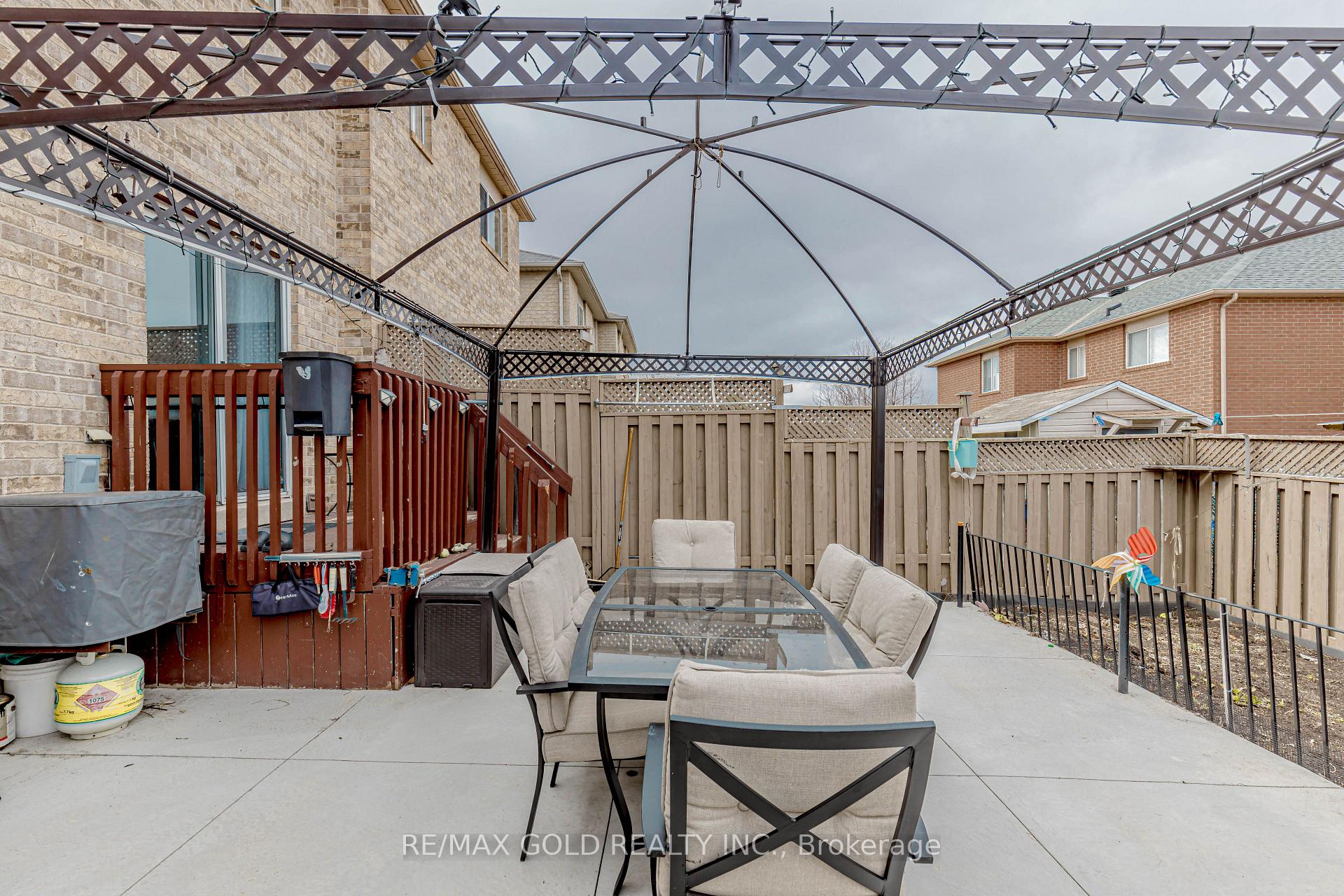 Photo 46 of 51 Lonestar Crescent, Brampton, Fletcher's Meadow — HOMEH