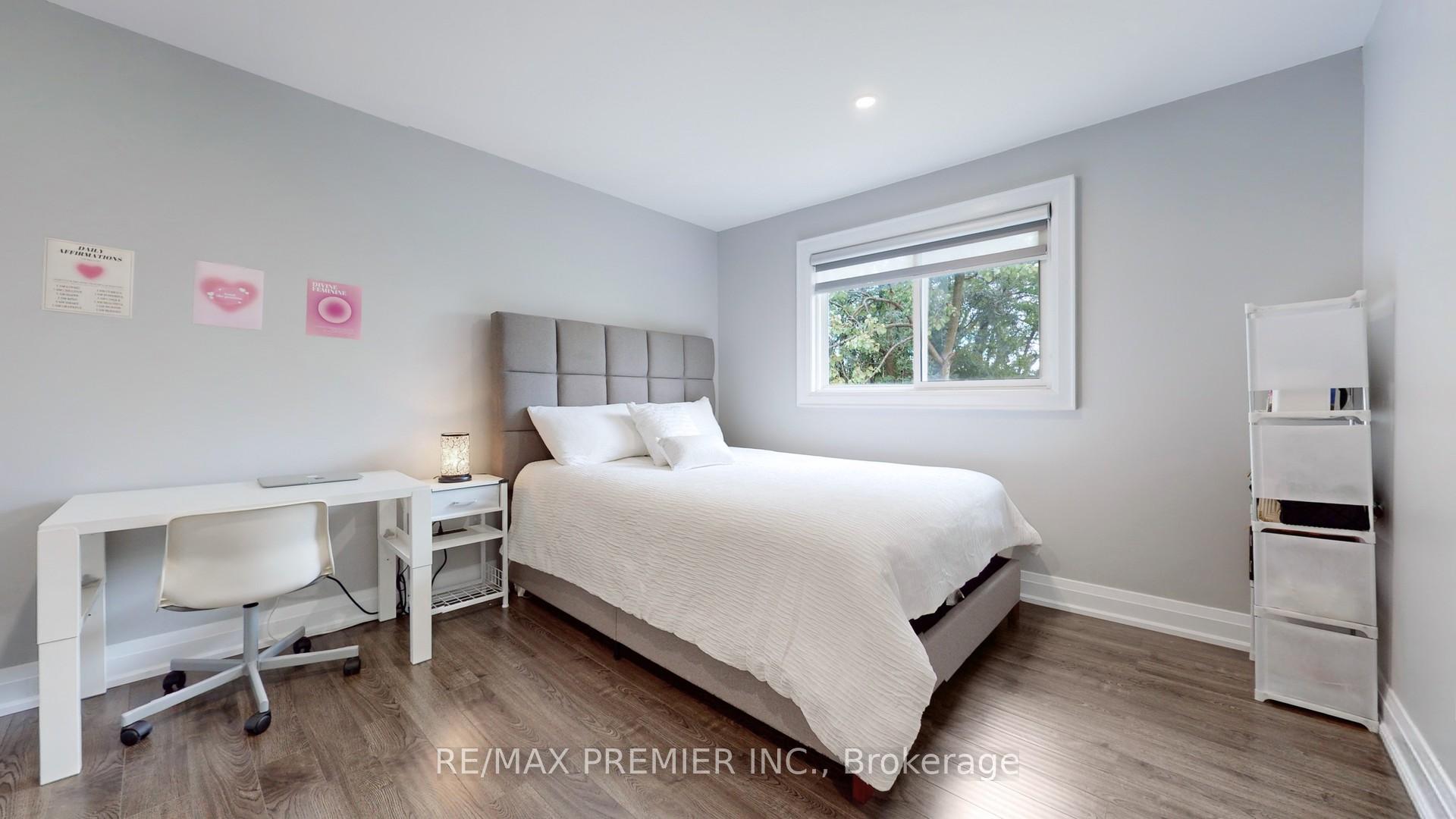 Photo 9 of 75 Fox Run, Barrie, Letitia Heights — HOMEH