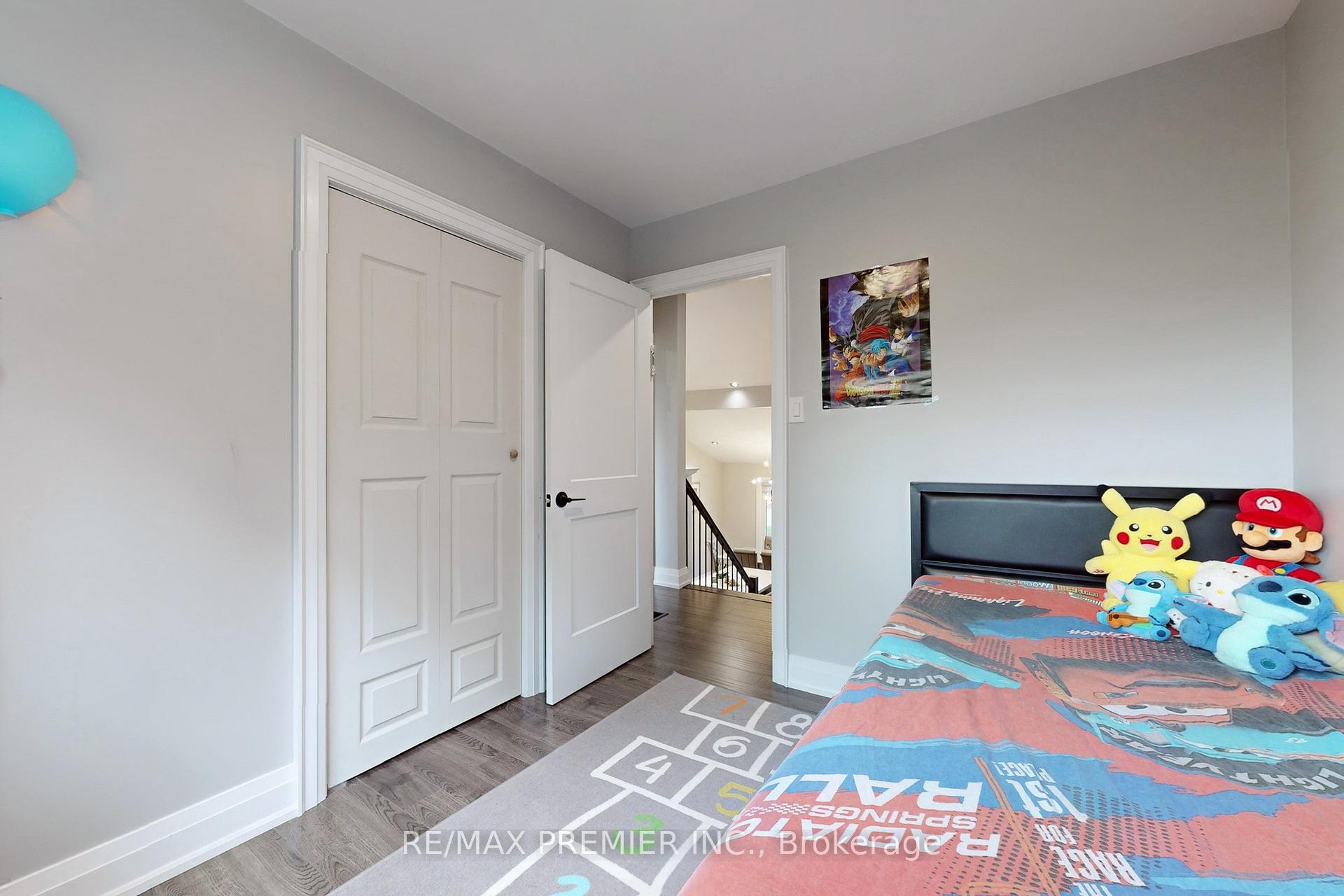 Photo 29 of 75 Fox Run, Barrie, Letitia Heights — HOMEH