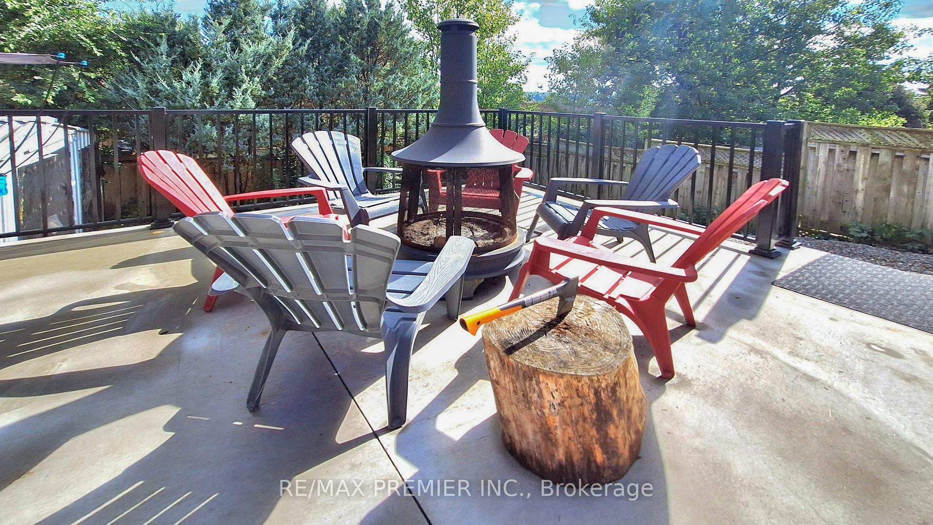 Photo 42 of 75 Fox Run, Barrie, Letitia Heights — HOMEH