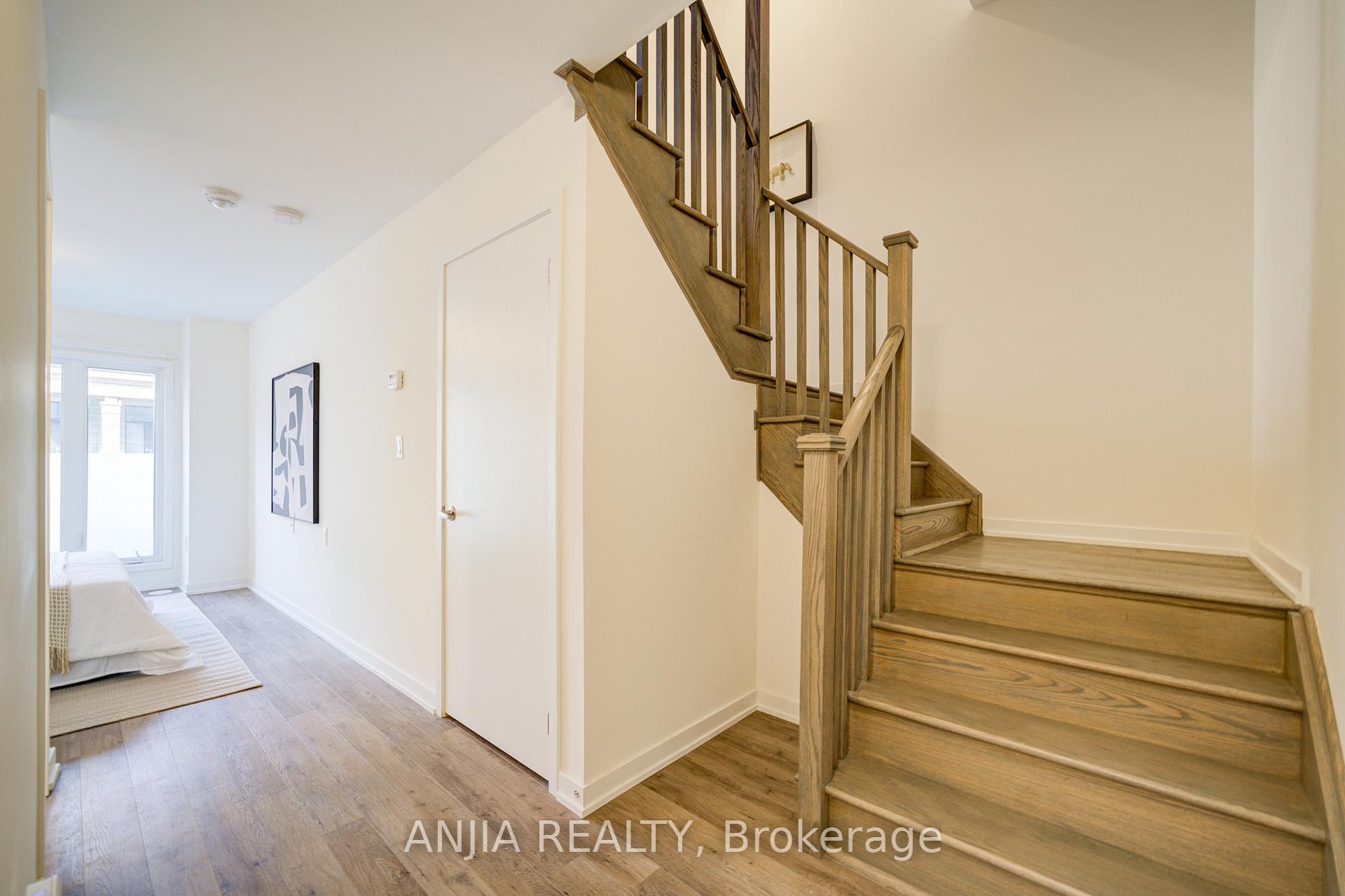Photo 3 of 46 Armillo Place, Markham, Wismer — HOMEH
