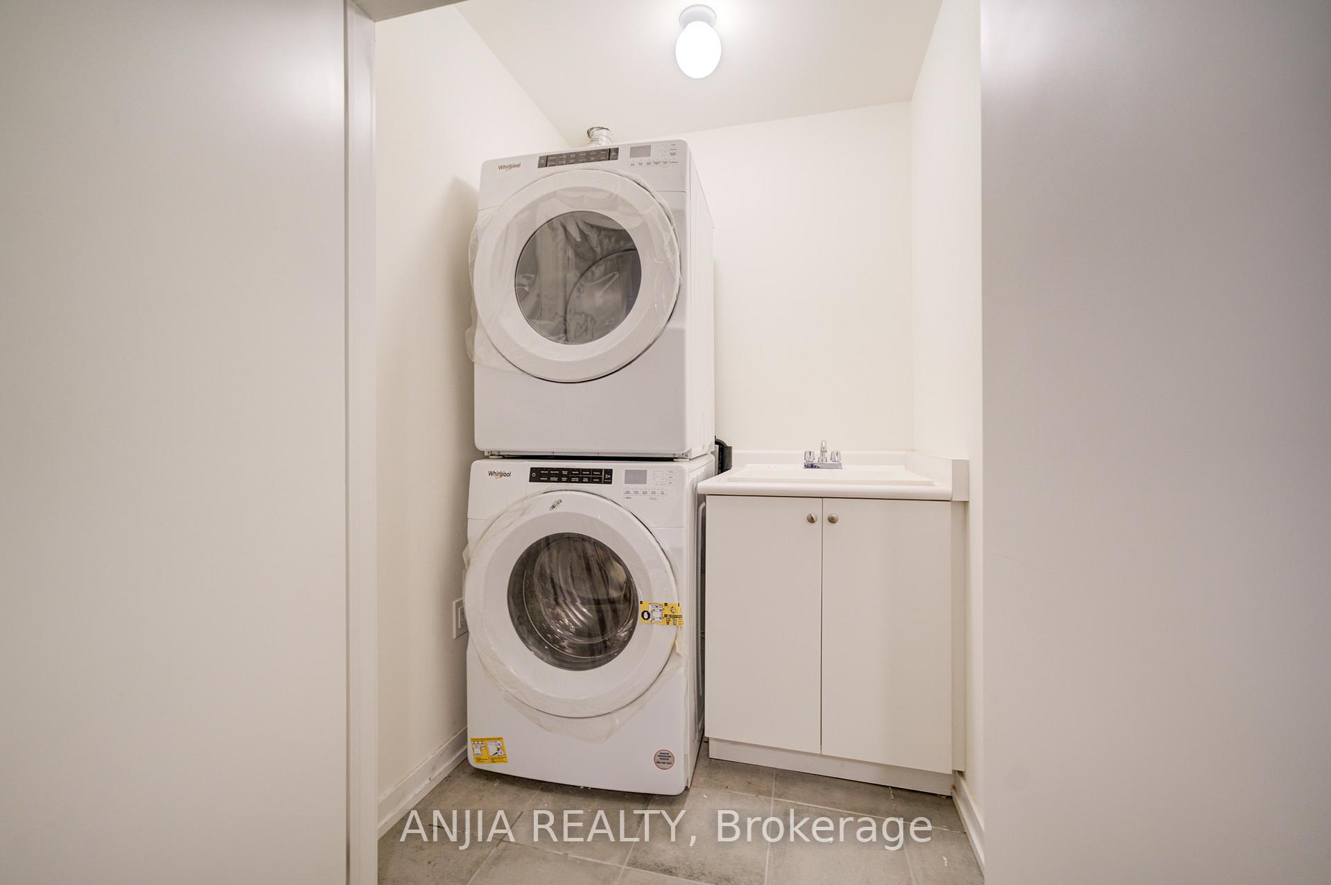 Photo 12 of 46 Armillo Place, Markham, Wismer — HOMEH