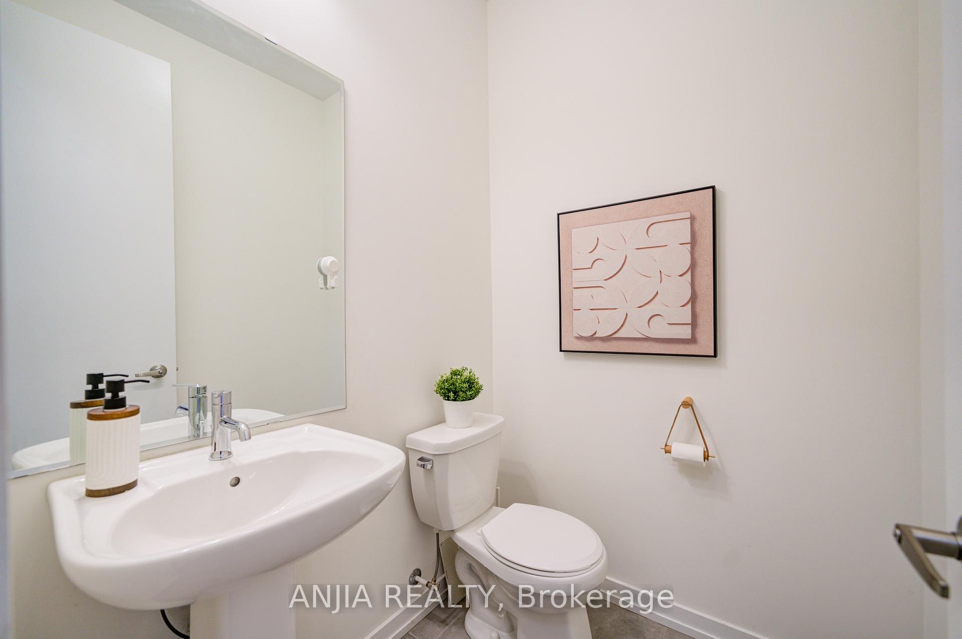 Photo 7 of 46 Armillo Place, Markham, Wismer — HOMEH