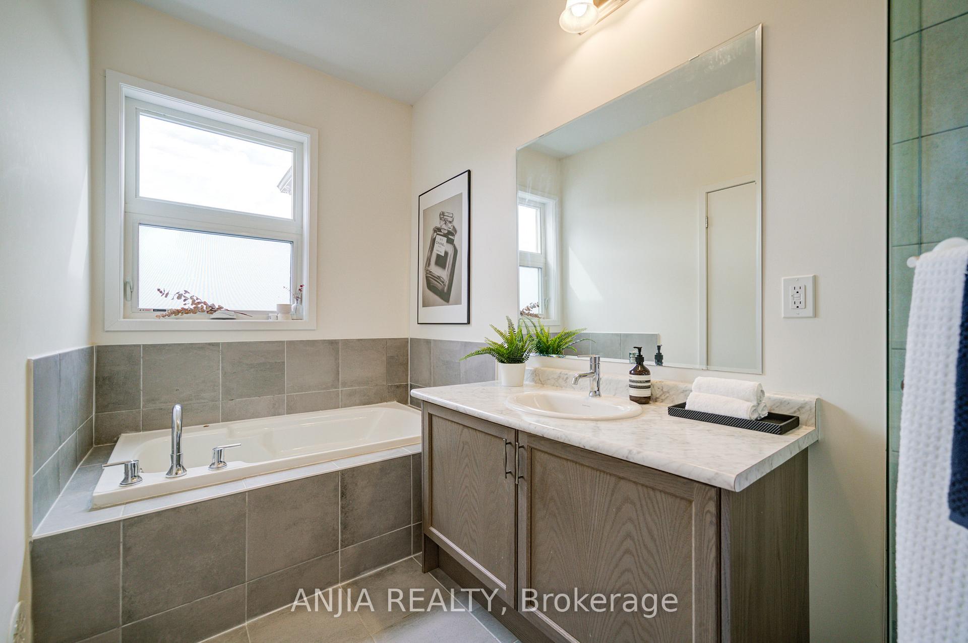 Photo 33 of 46 Armillo Place, Markham, Wismer — HOMEH