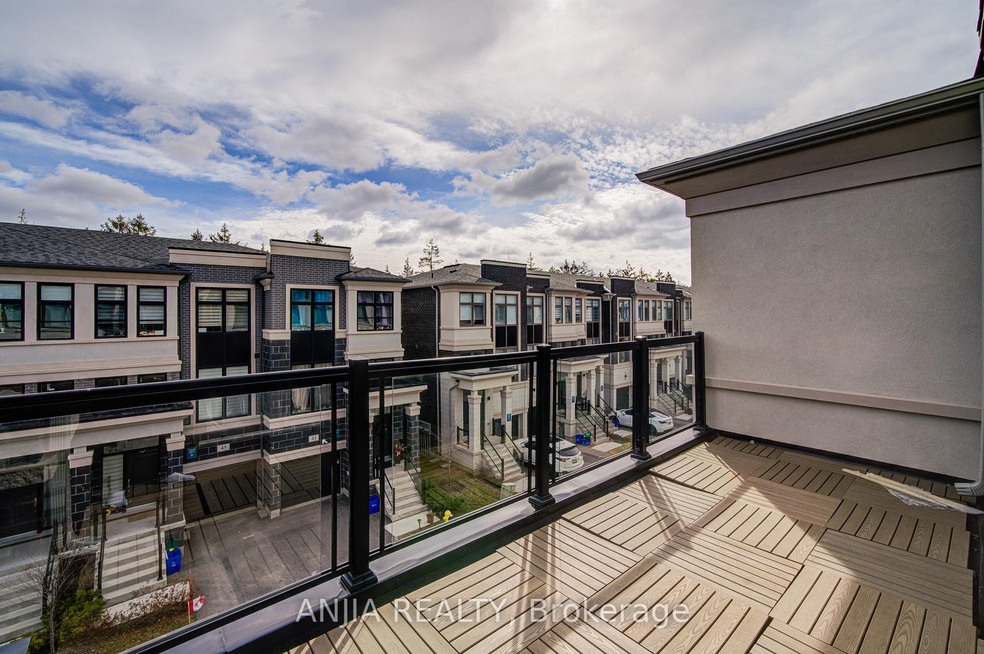 Photo 39 of 46 Armillo Place, Markham, Wismer — HOMEH