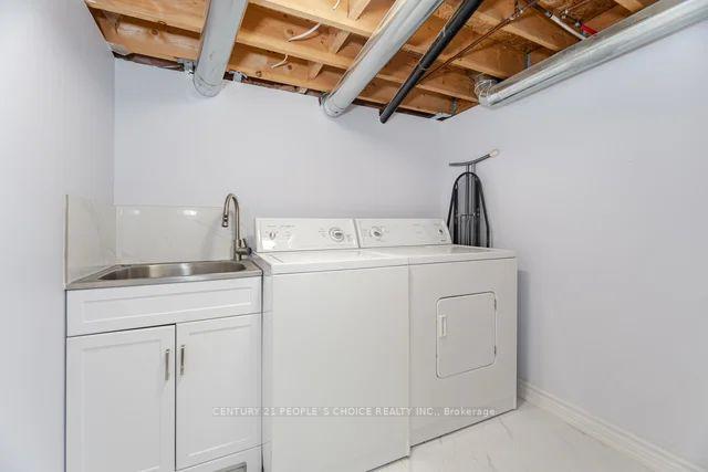 Photo 34 of 92 Kirkland Place, Whitby, Williamsburg — HOMEH