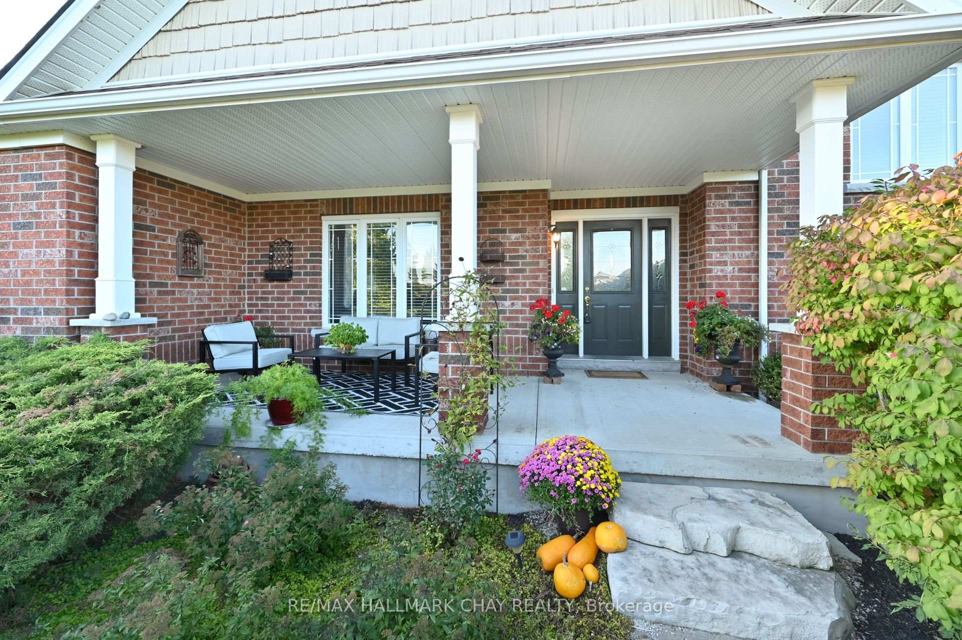 Photo 4 of 37 Somerville Crescent, Mulmur, Rural Mulmur — HOMEH