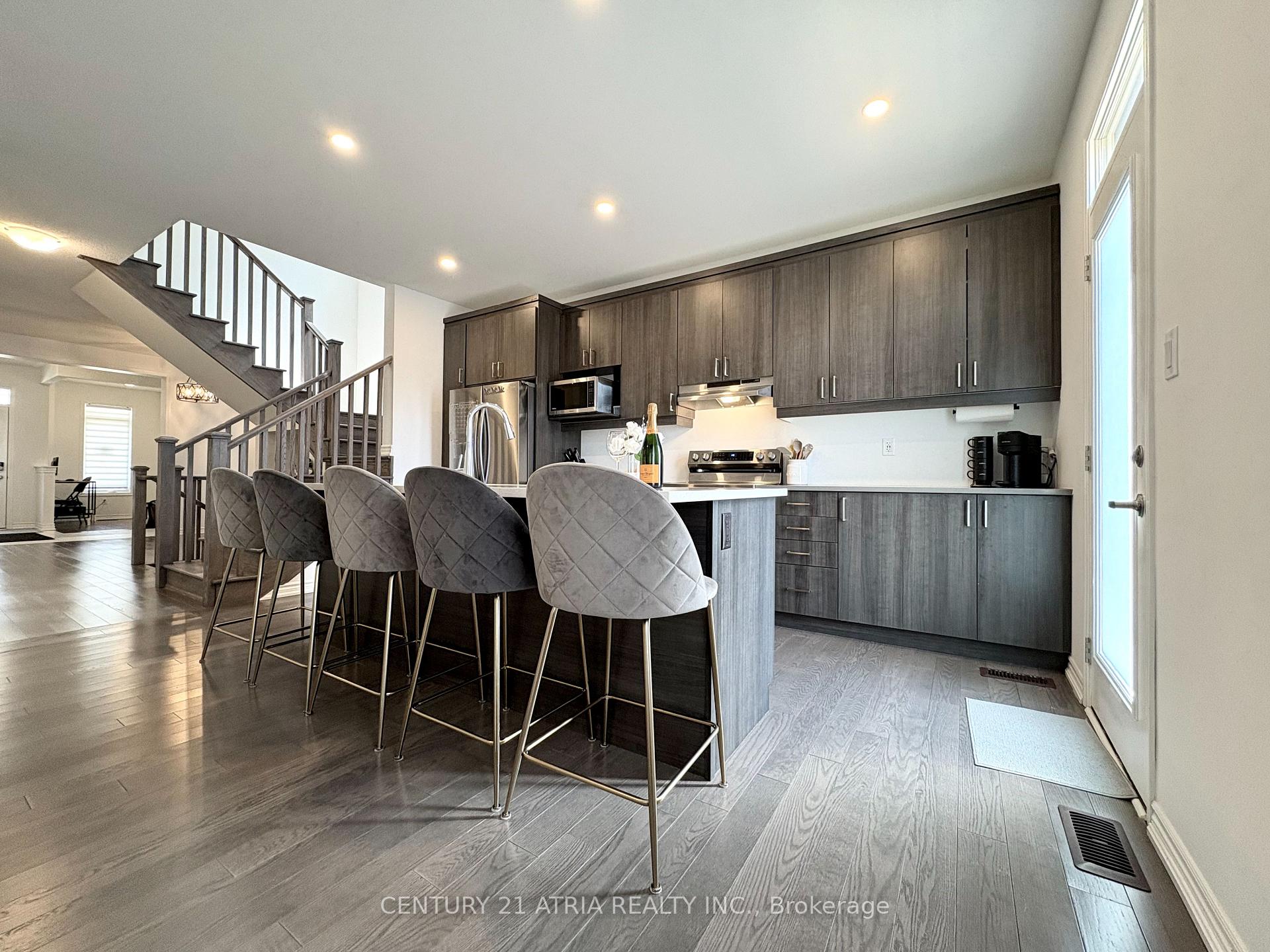 Photo 9 of 3090 Mulberry Lane, Pickering, Rural Pickering — HOMEH