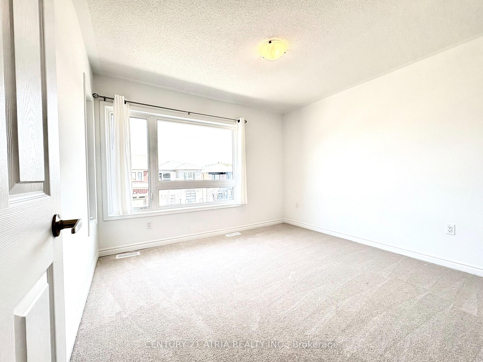 Photo 13 of 3090 Mulberry Lane, Pickering, Rural Pickering — HOMEH