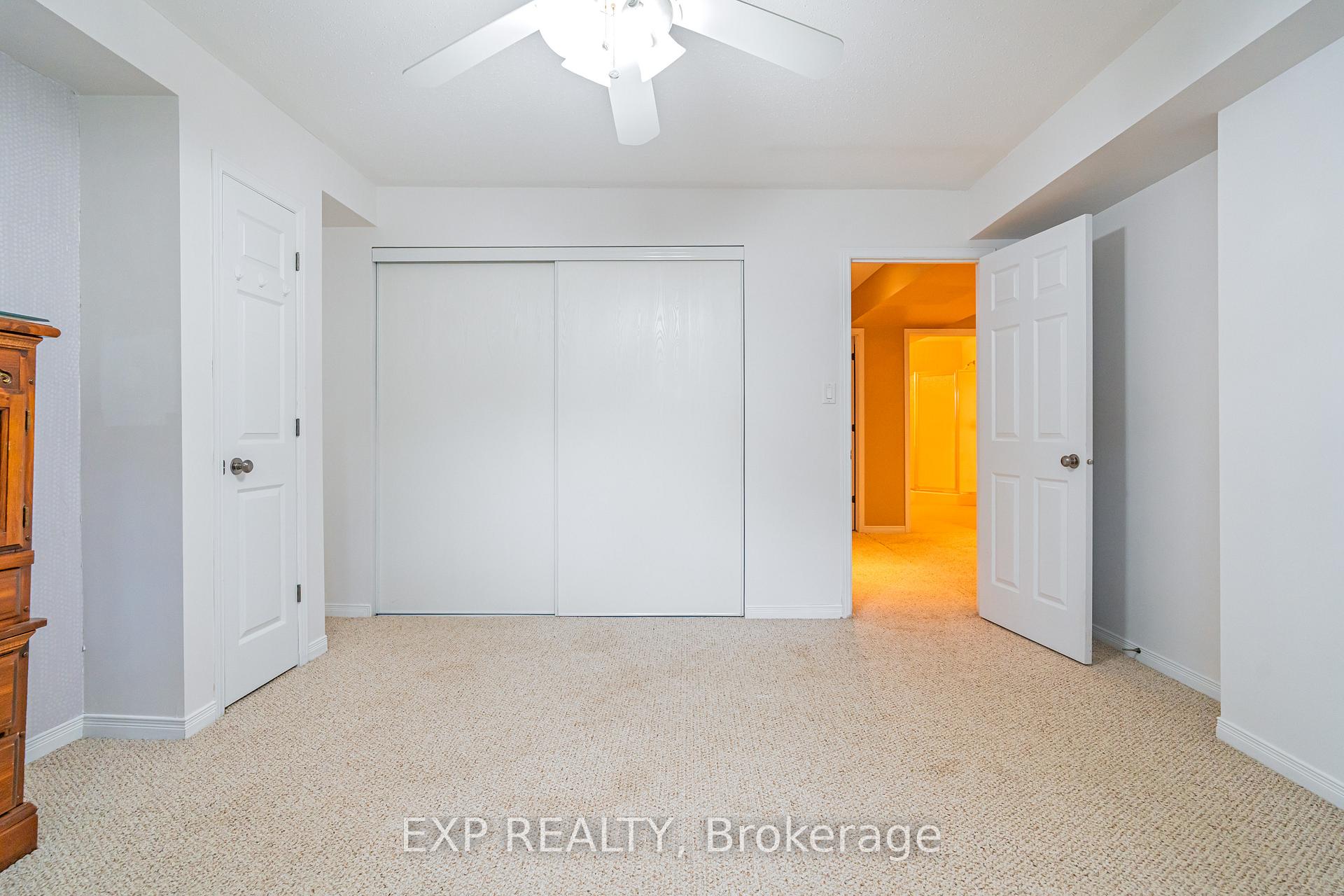 Photo 17 of 58 Withrow Avenue E, Ottawa, Meadowlands/St. Claire Gardens — HOMEH