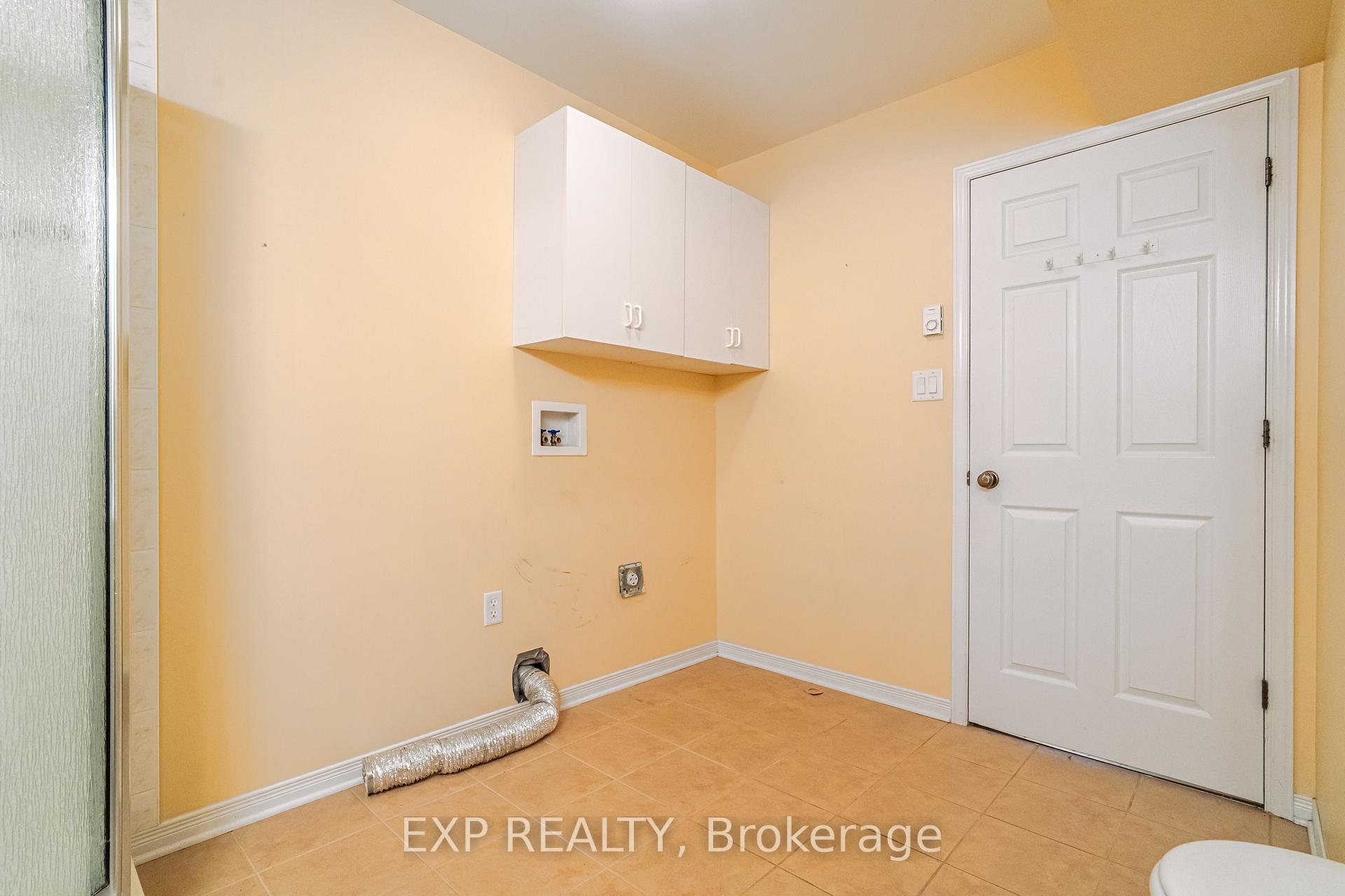 Photo 13 of 58 Withrow Avenue E, Ottawa, Meadowlands/St. Claire Gardens — HOMEH