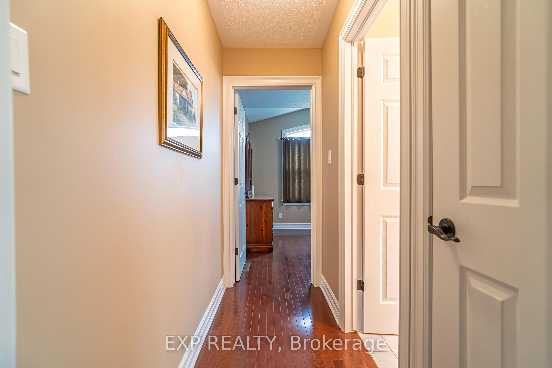 Photo 39 of 58 Withrow Avenue E, Ottawa, Meadowlands/St. Claire Gardens — HOMEH