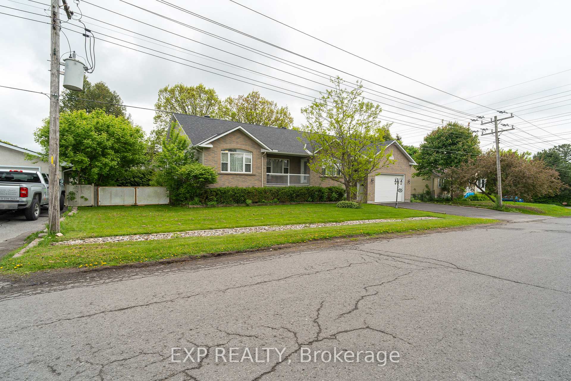 Photo 40 of 58 Withrow Avenue E, Ottawa, Meadowlands/St. Claire Gardens — HOMEH