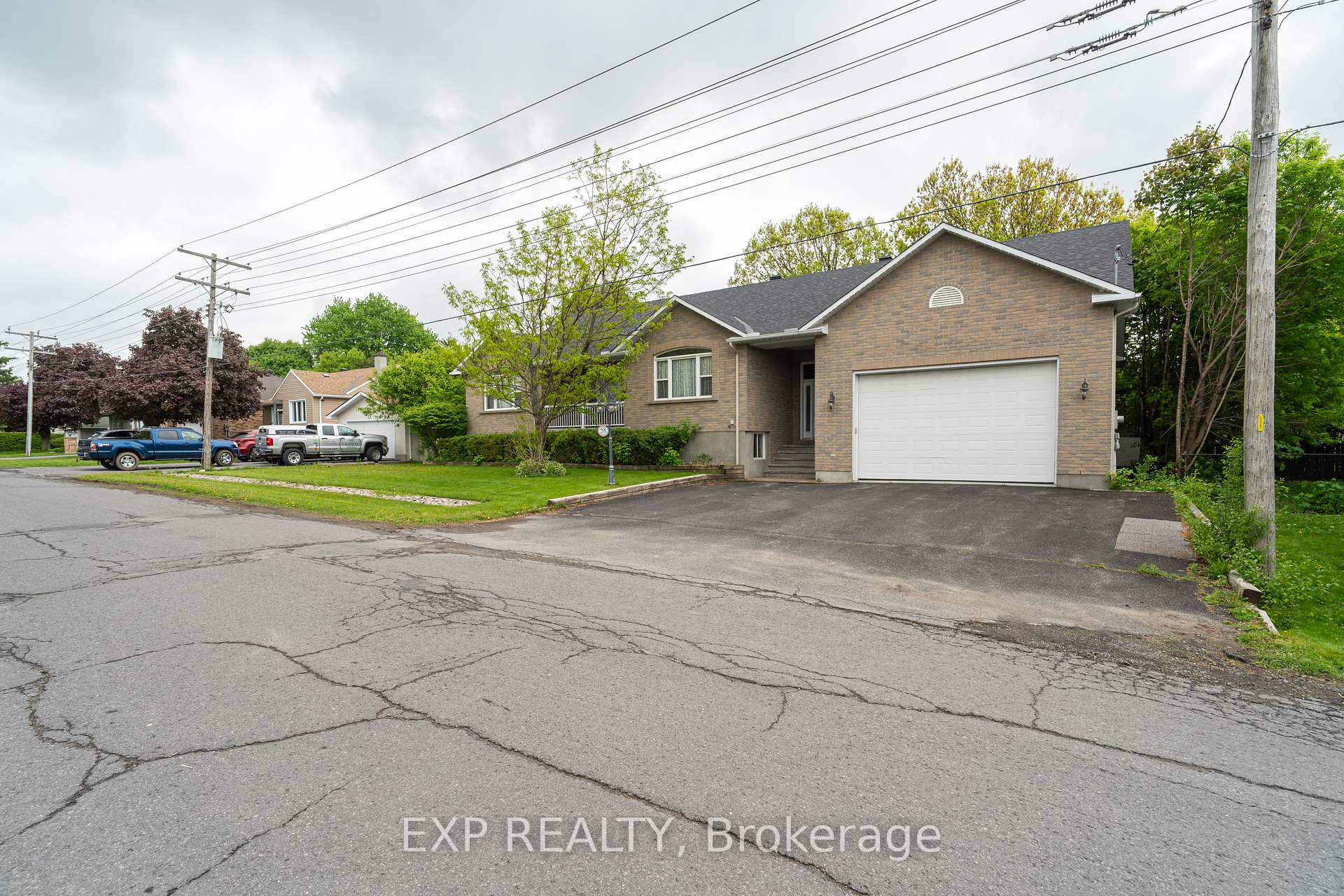 Photo 50 of 58 Withrow Avenue E, Ottawa, Meadowlands/St. Claire Gardens — HOMEH