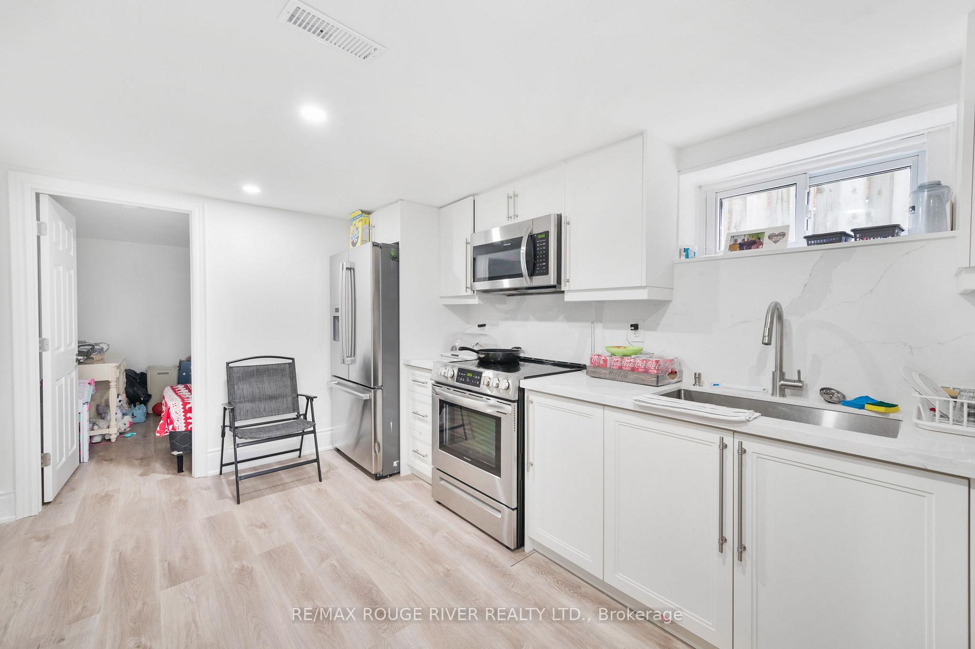 Photo 34 of 185 Verdun Road, Oshawa, Central — HOMEH