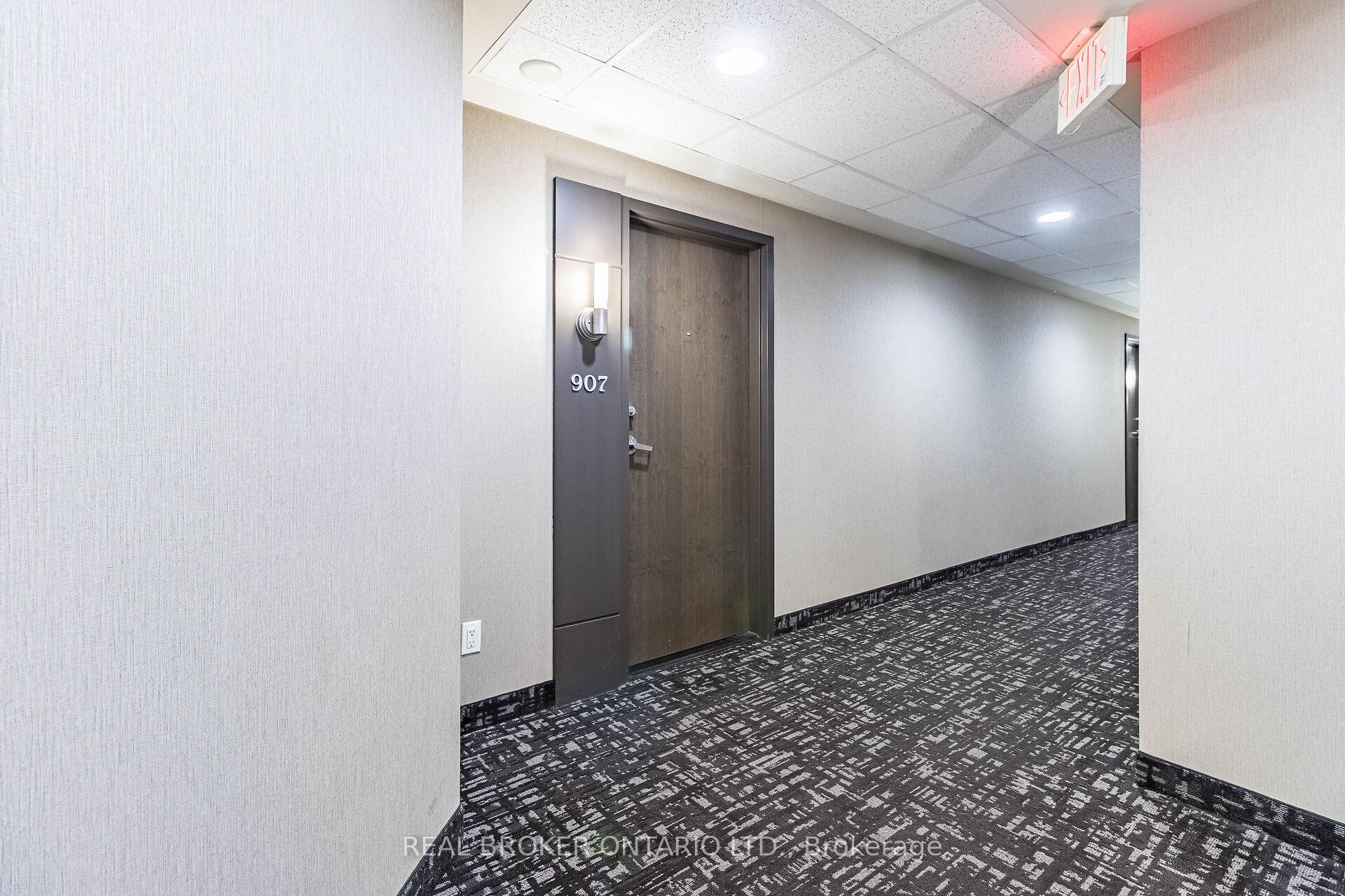 Photo 9 of Unit 907, 9 George Street, Brampton, Downtown Brampton — HOMEH