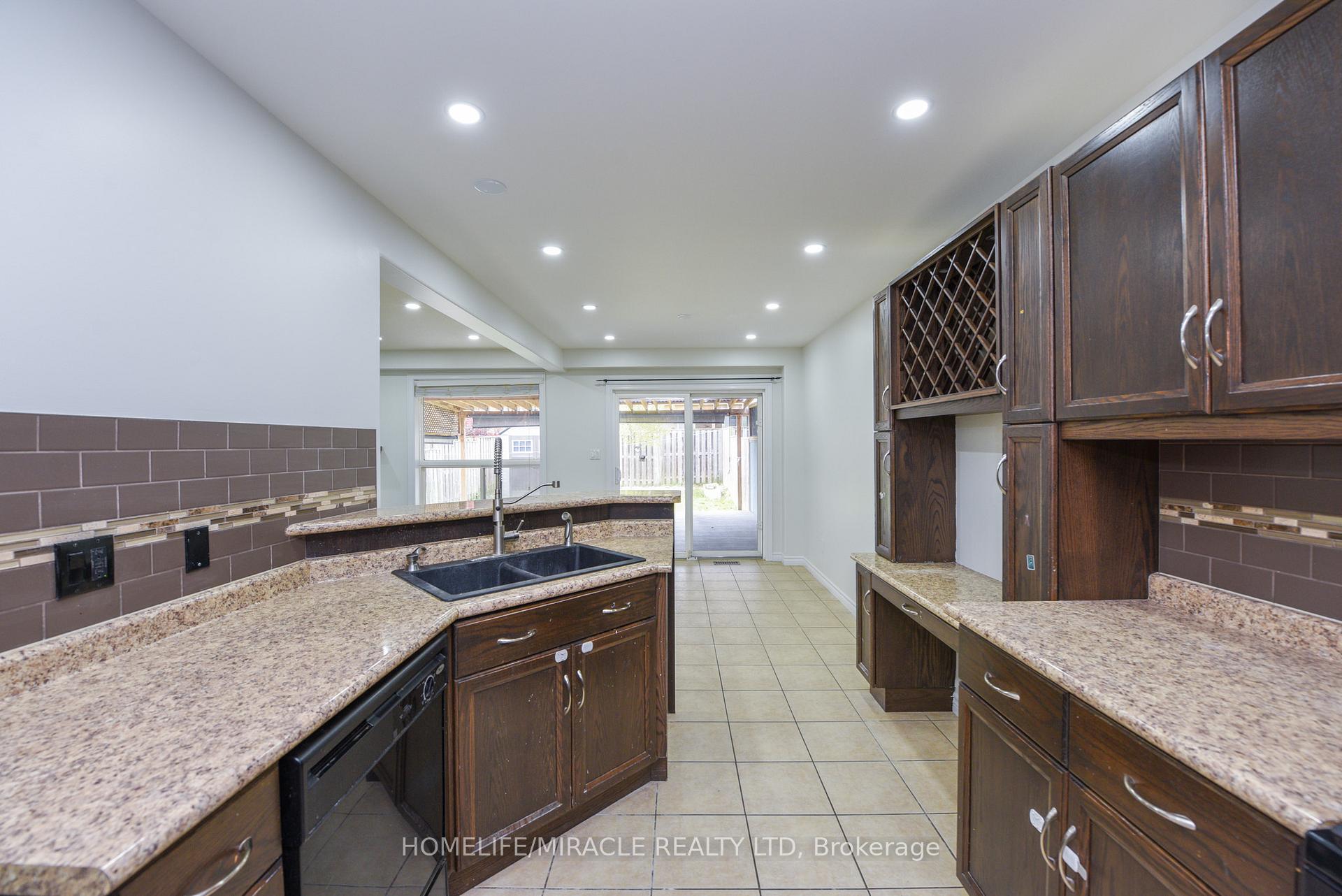 Photo 18 of 32 Vipond Street, Guelph, Grange Road — HOMEH