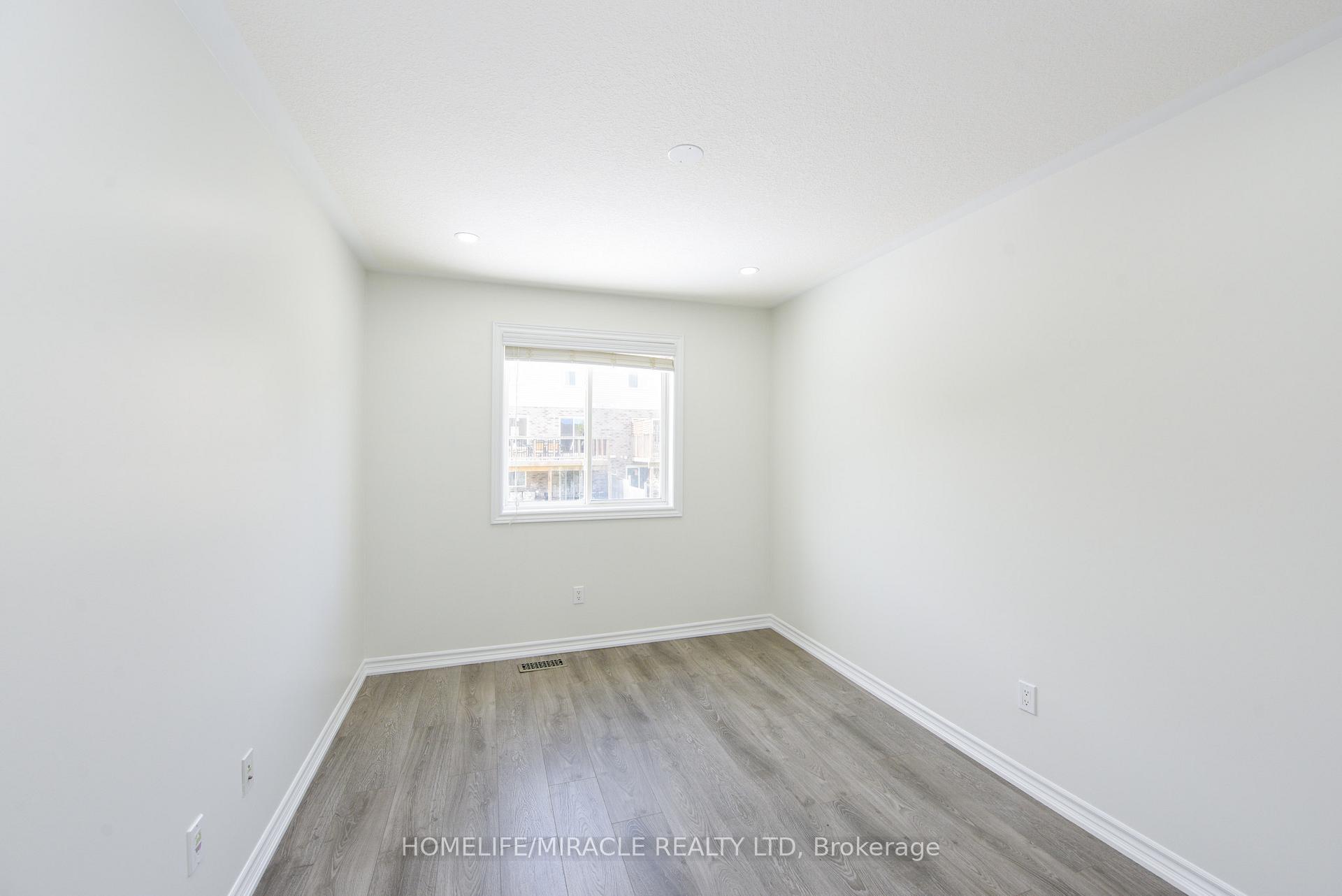 Photo 26 of 32 Vipond Street, Guelph, Grange Road — HOMEH