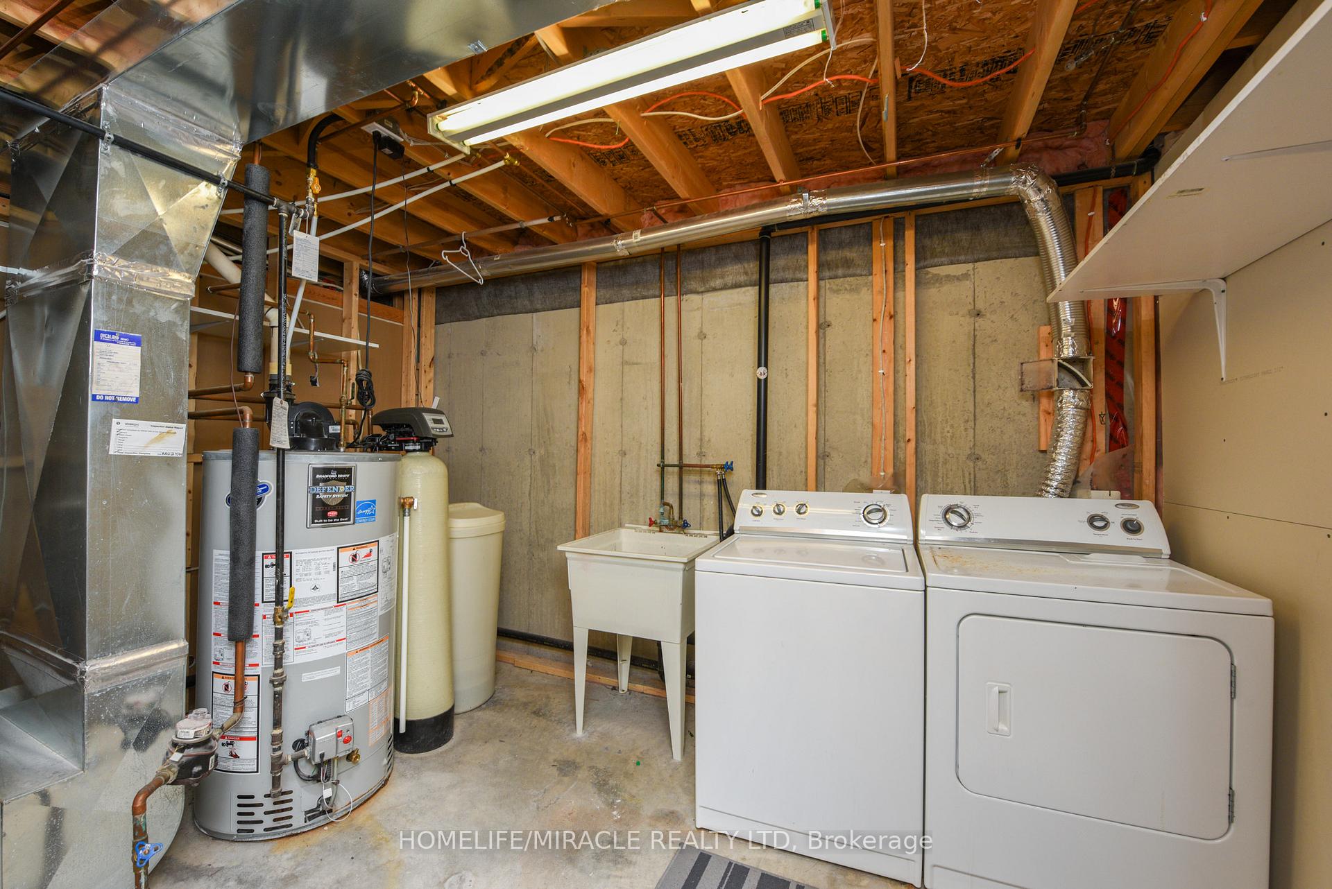 Photo 44 of 32 Vipond Street, Guelph, Grange Road — HOMEH