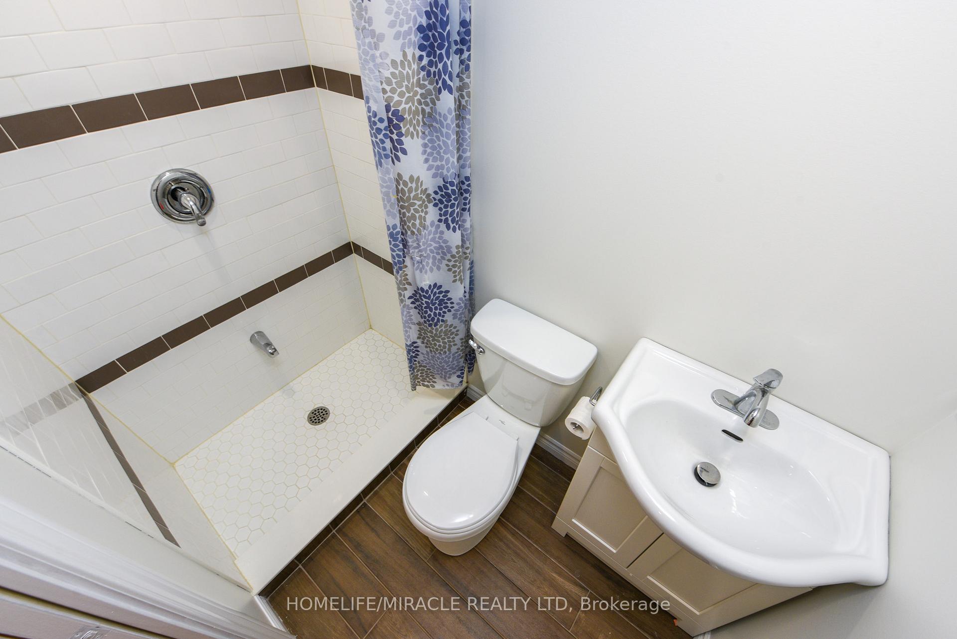 Photo 43 of 32 Vipond Street, Guelph, Grange Road — HOMEH