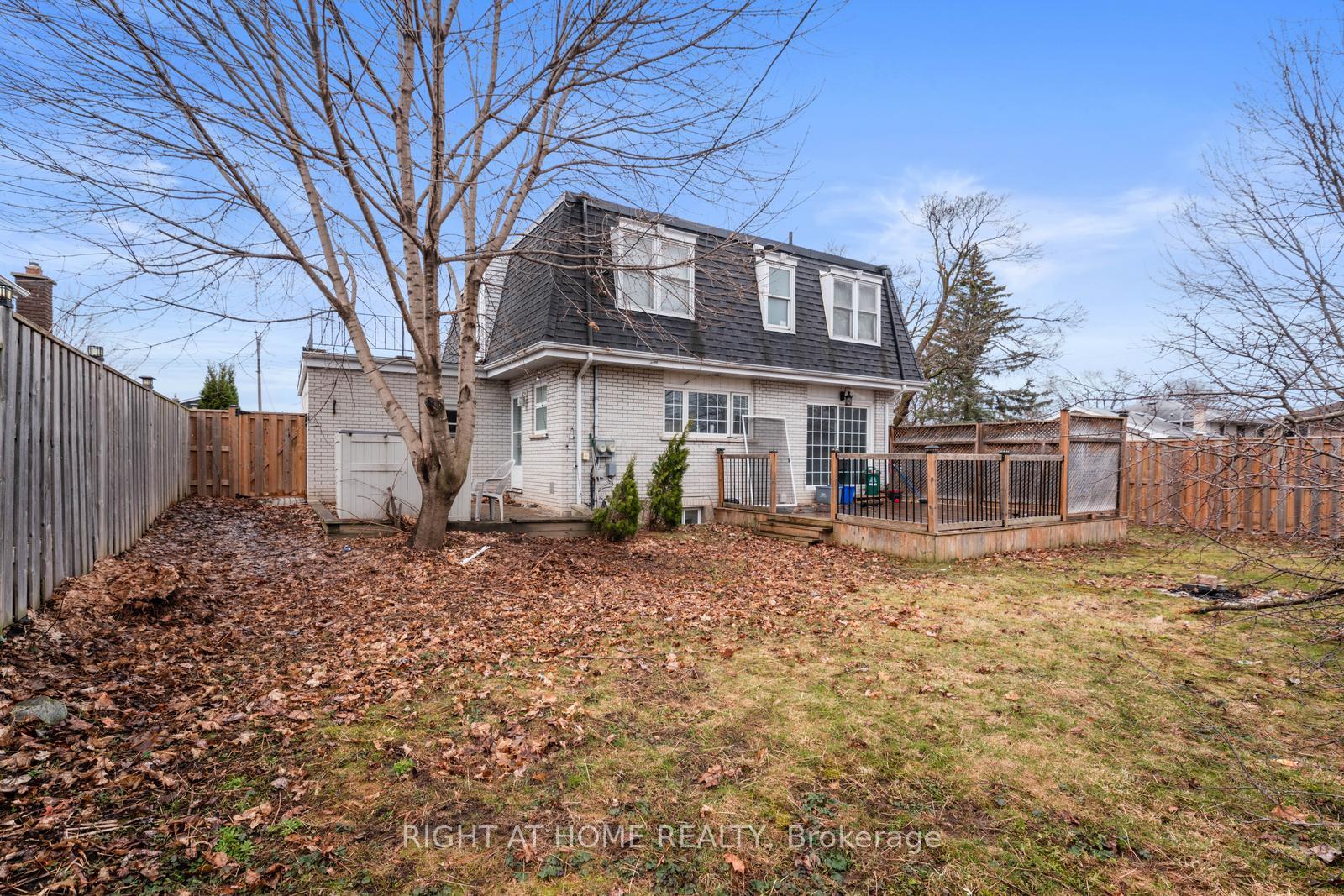 Photo 18 of 61 Ottaway Avenue, Barrie, City Centre — HOMEH