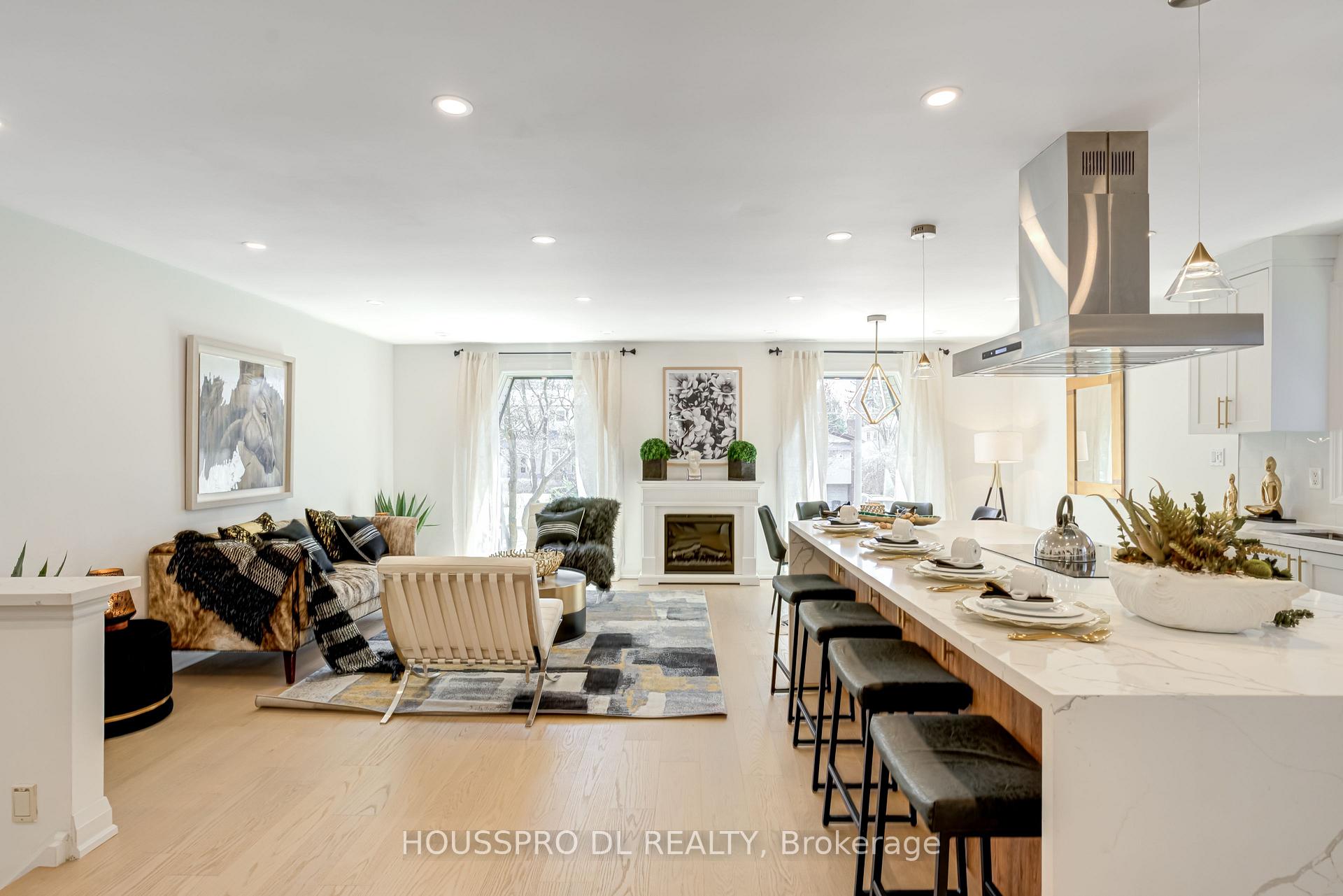 Photo 9 of 231 Romfield Circuit, Markham, Royal Orchard — HOMEH