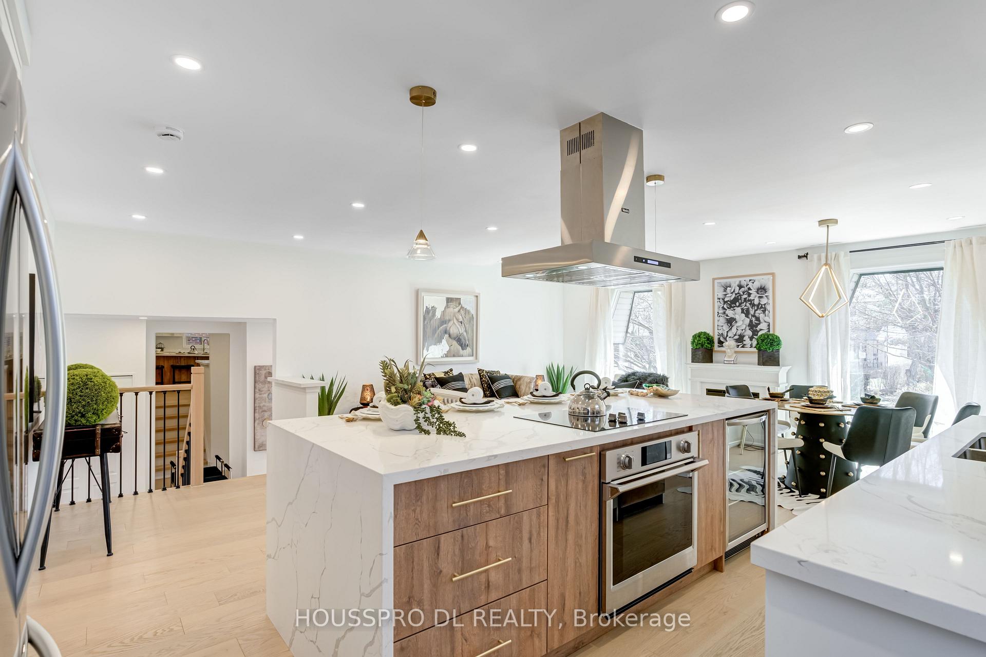 Photo 7 of 231 Romfield Circuit, Markham, Royal Orchard — HOMEH