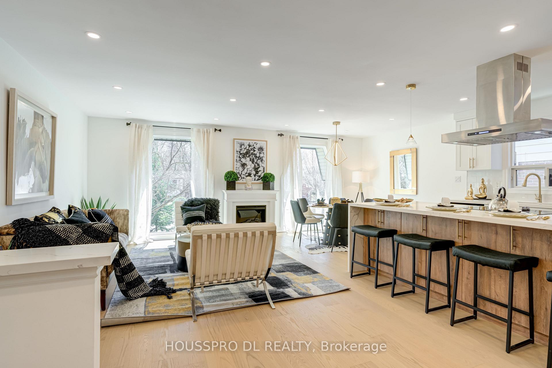 Photo 14 of 231 Romfield Circuit, Markham, Royal Orchard — HOMEH