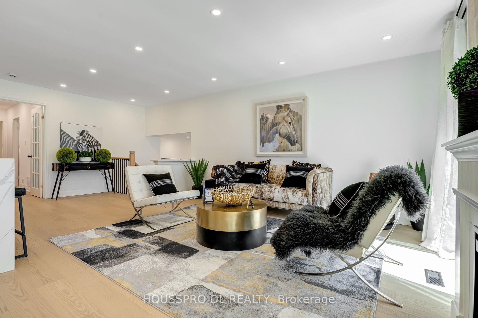 Photo 21 of 231 Romfield Circuit, Markham, Royal Orchard — HOMEH