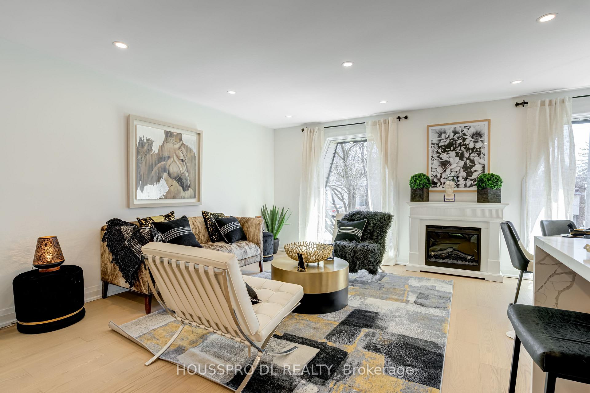 Photo 10 of 231 Romfield Circuit, Markham, Royal Orchard — HOMEH