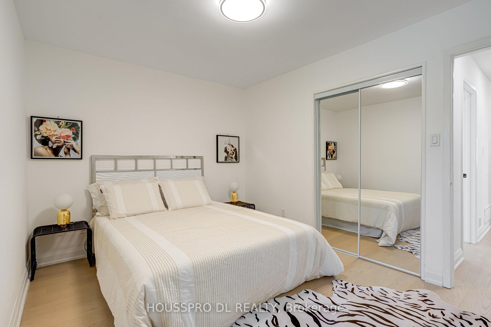 Photo 13 of 231 Romfield Circuit, Markham, Royal Orchard — HOMEH