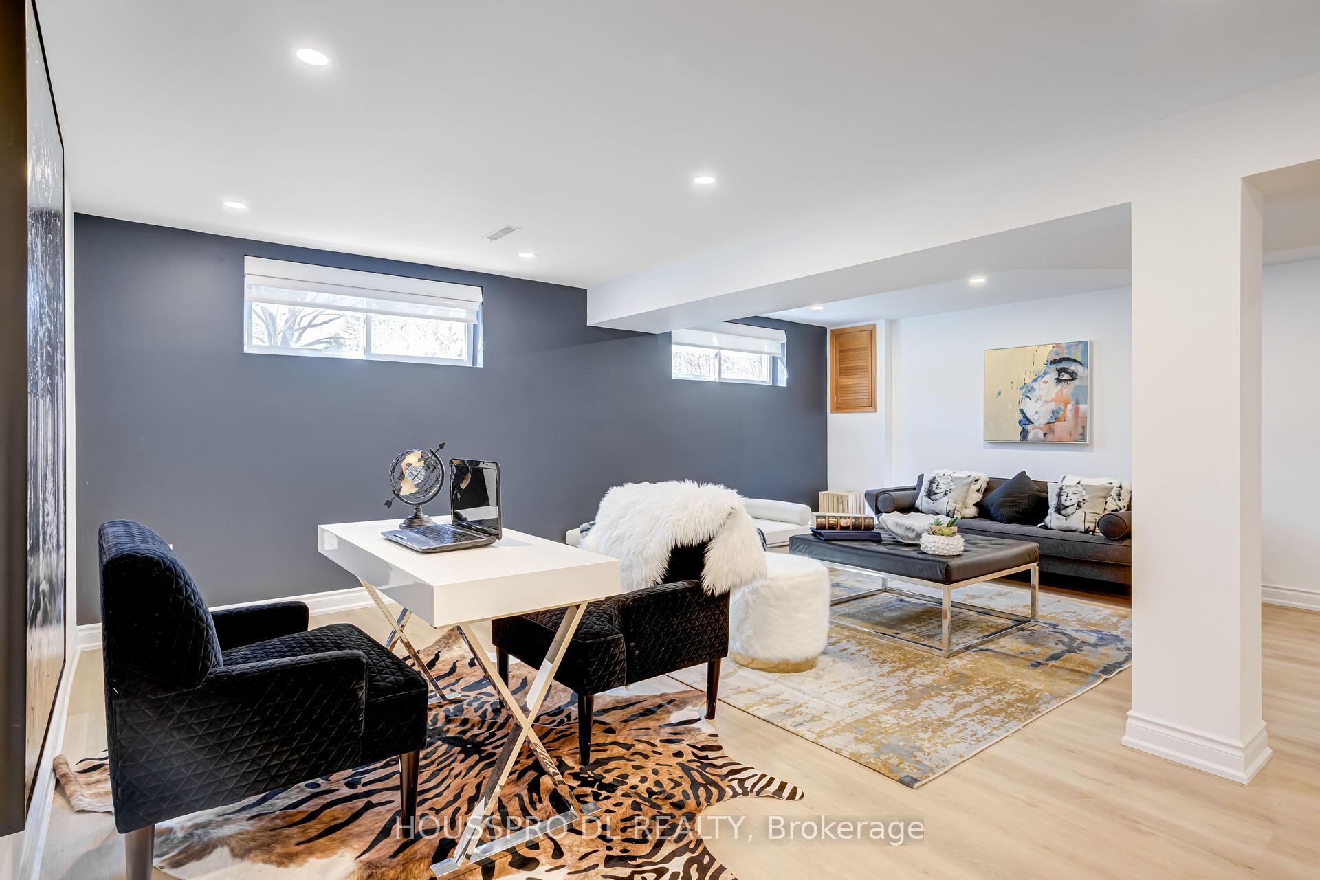 Photo 19 of 231 Romfield Circuit, Markham, Royal Orchard — HOMEH
