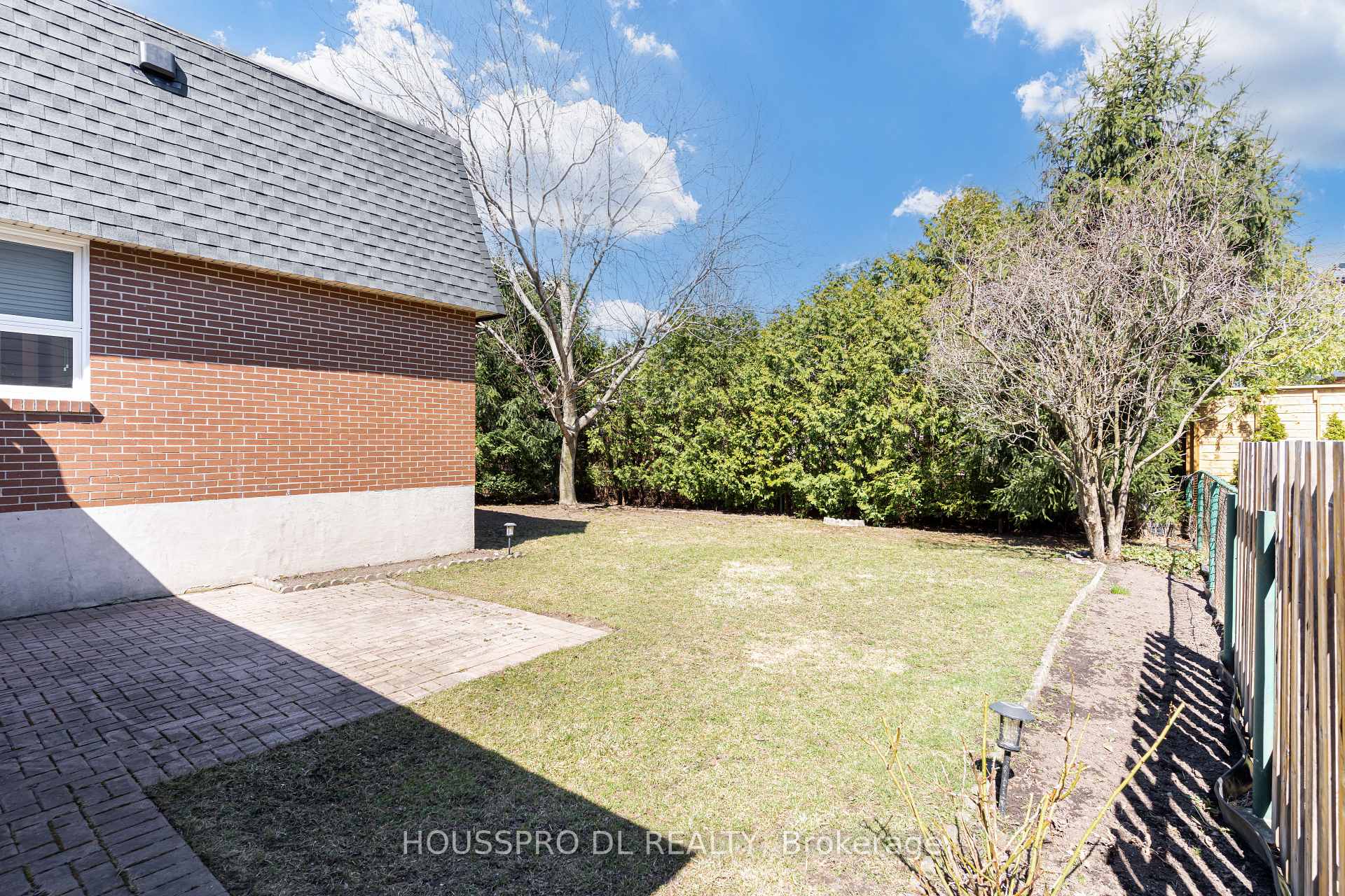 Photo 45 of 231 Romfield Circuit, Markham, Royal Orchard — HOMEH