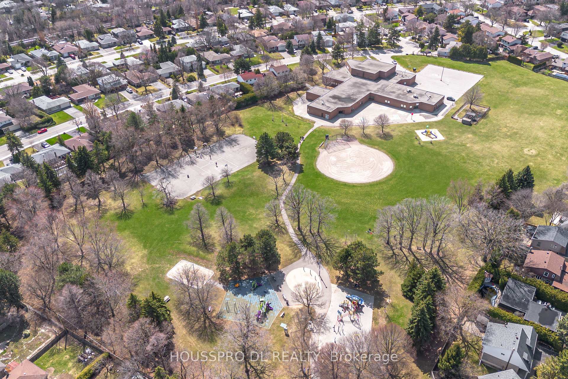 Photo 48 of 231 Romfield Circuit, Markham, Royal Orchard — HOMEH