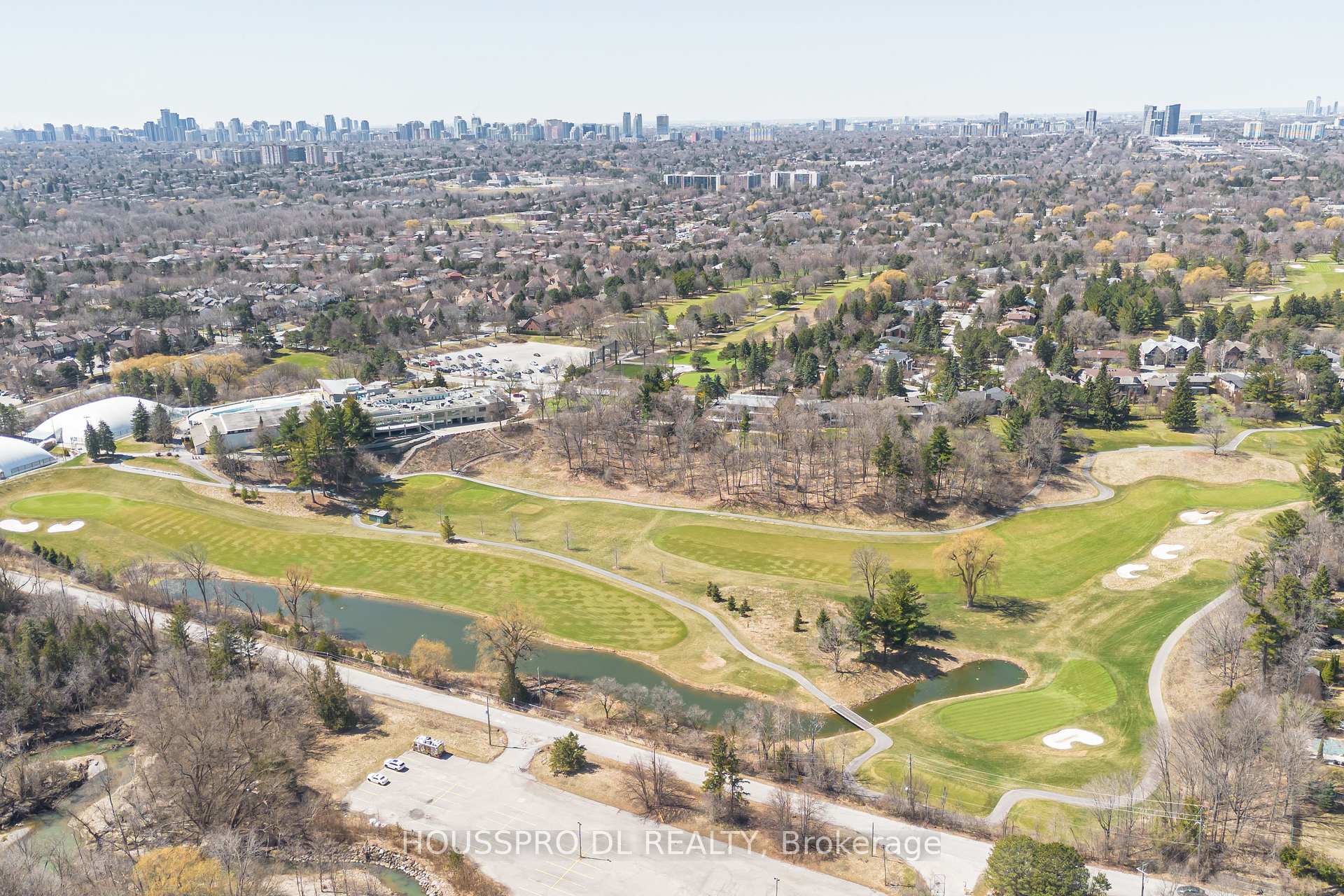 Photo 43 of 231 Romfield Circuit, Markham, Royal Orchard — HOMEH