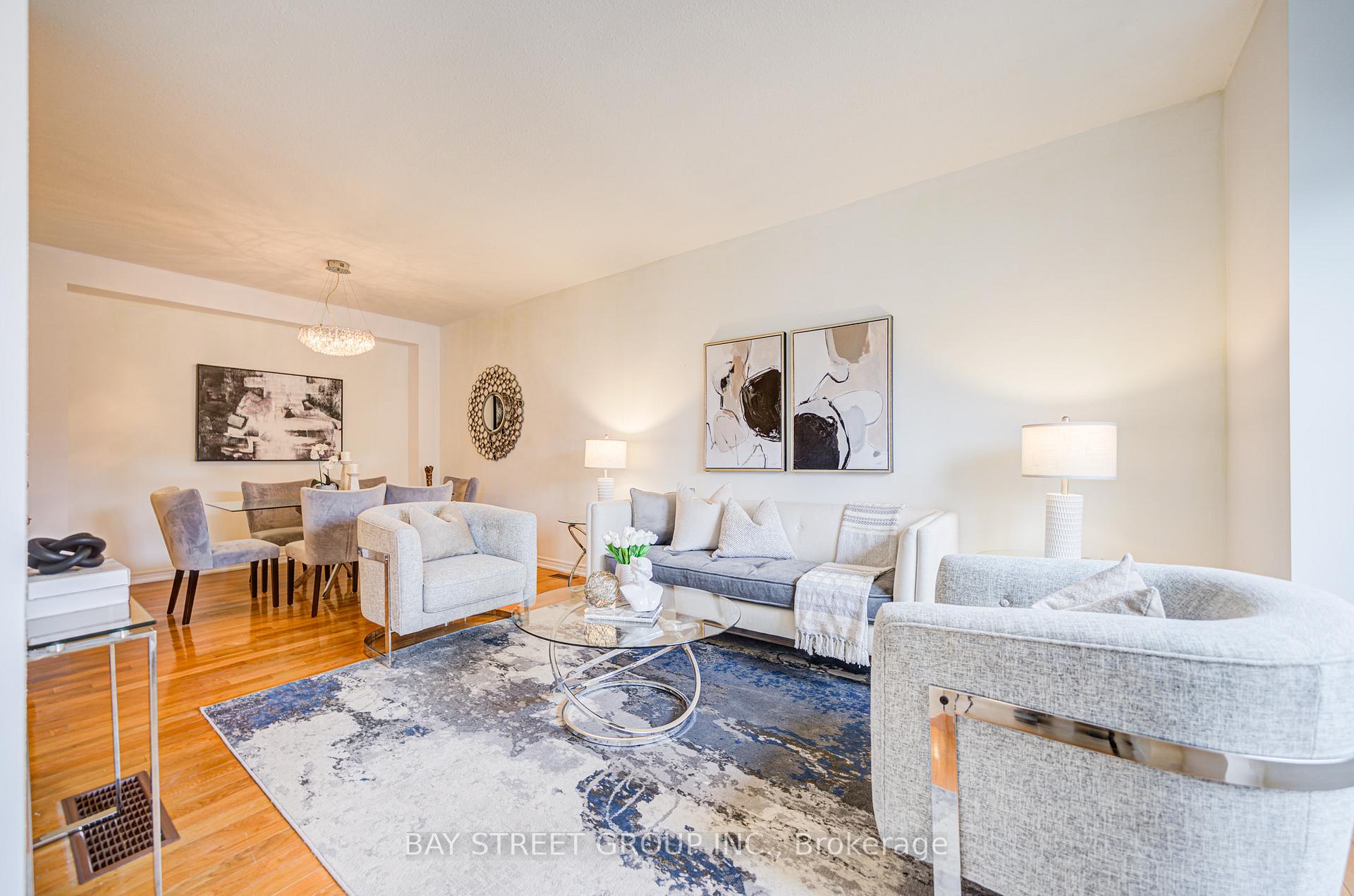 Photo 4 of Unit 54, 1085 Harrogate Drive, Hamilton, Meadowlands — HOMEH