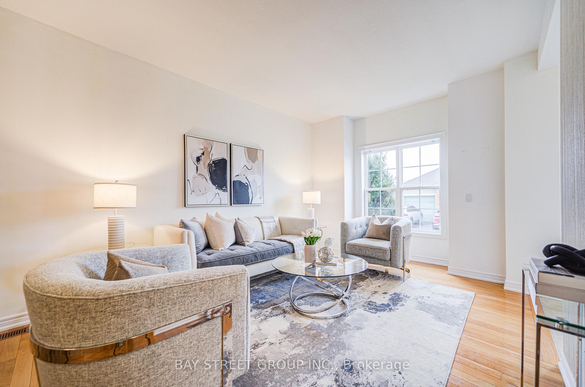Photo 3 of Unit 54, 1085 Harrogate Drive, Hamilton, Meadowlands — HOMEH
