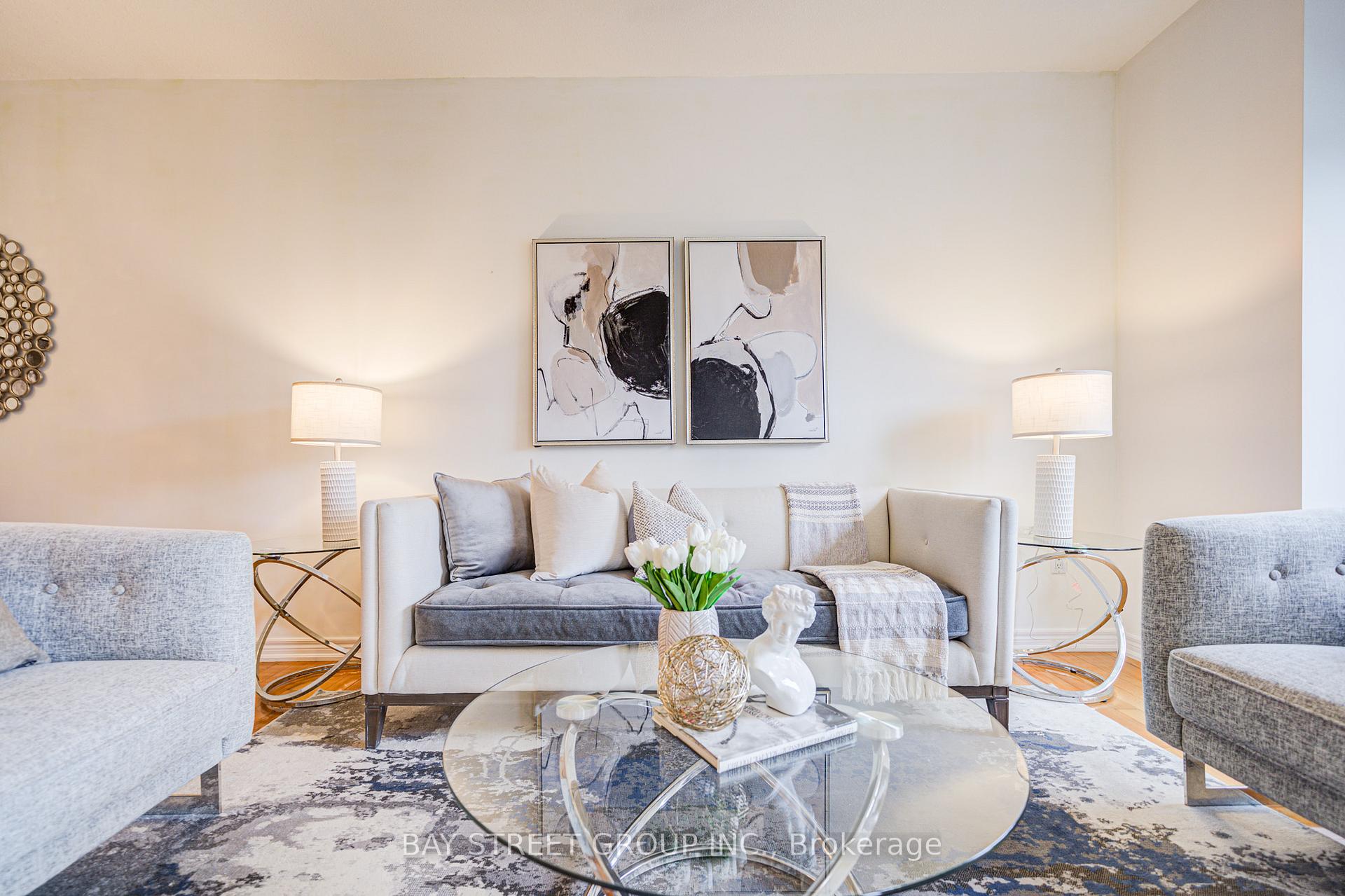 Photo 8 of Unit 54, 1085 Harrogate Drive, Hamilton, Meadowlands — HOMEH