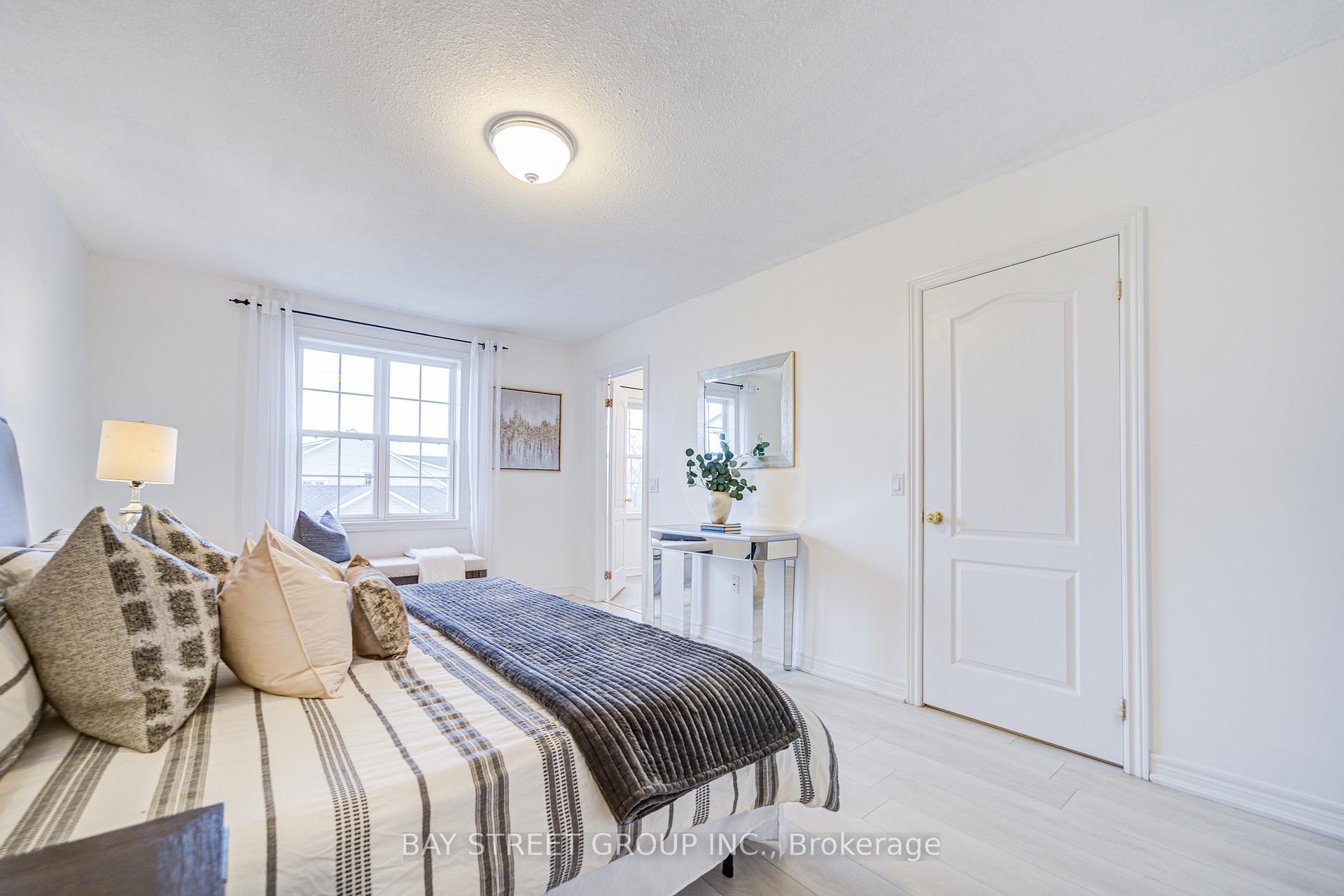 Photo 24 of Unit 54, 1085 Harrogate Drive, Hamilton, Meadowlands — HOMEH